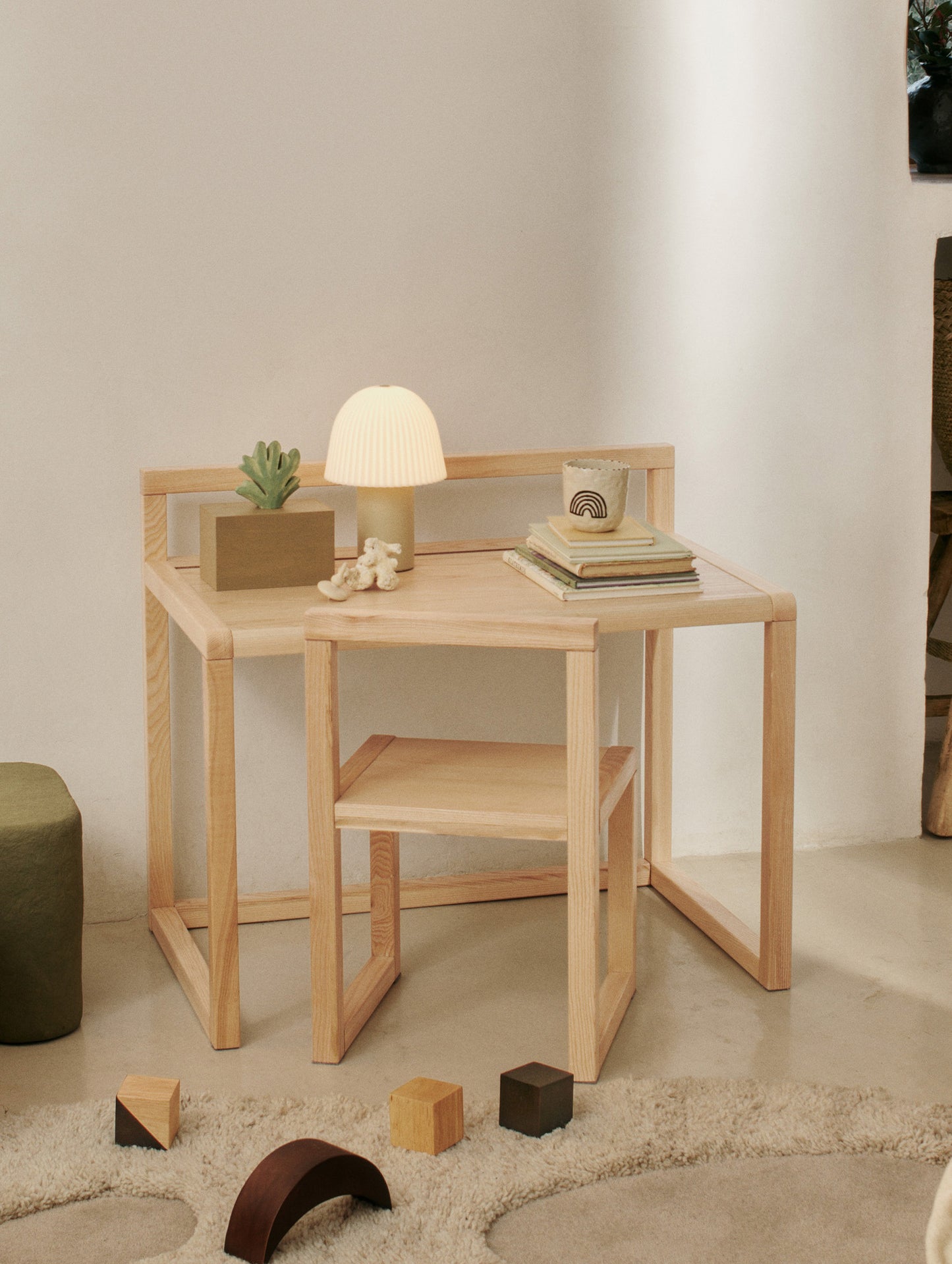 Frill Portable Lamp by Ferm Living - Cashmere