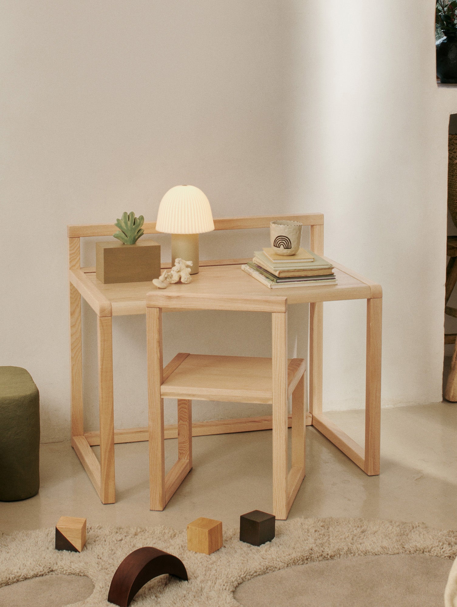 Frill Portable Lamp by Ferm Living - Cashmere