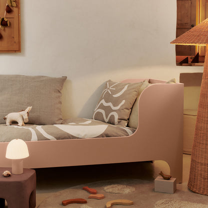 Frill Portable Lamp by Ferm Living - Rose