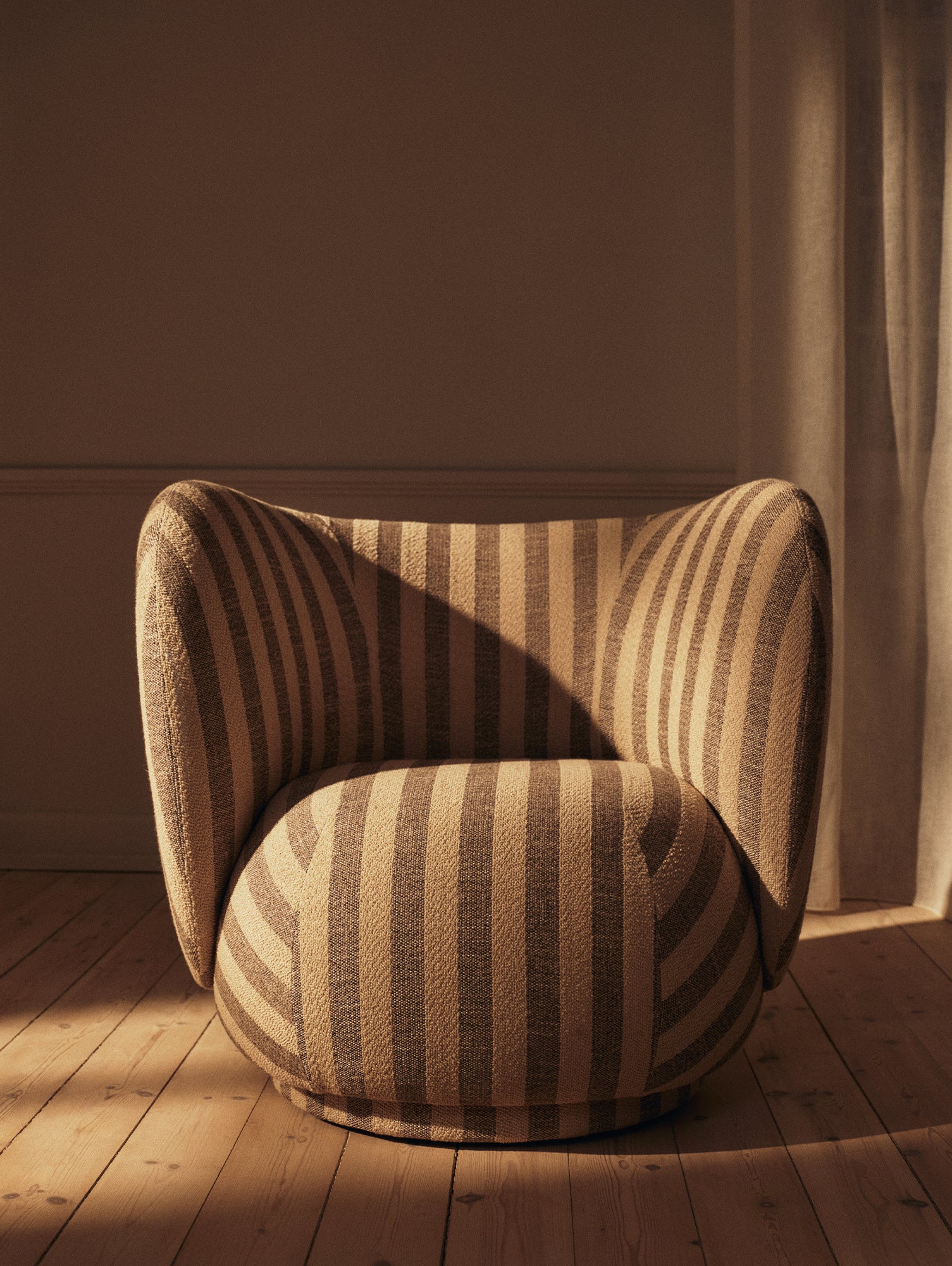 Rico Lounge Chair by Ferm Living - Louisiana Sand Off White
