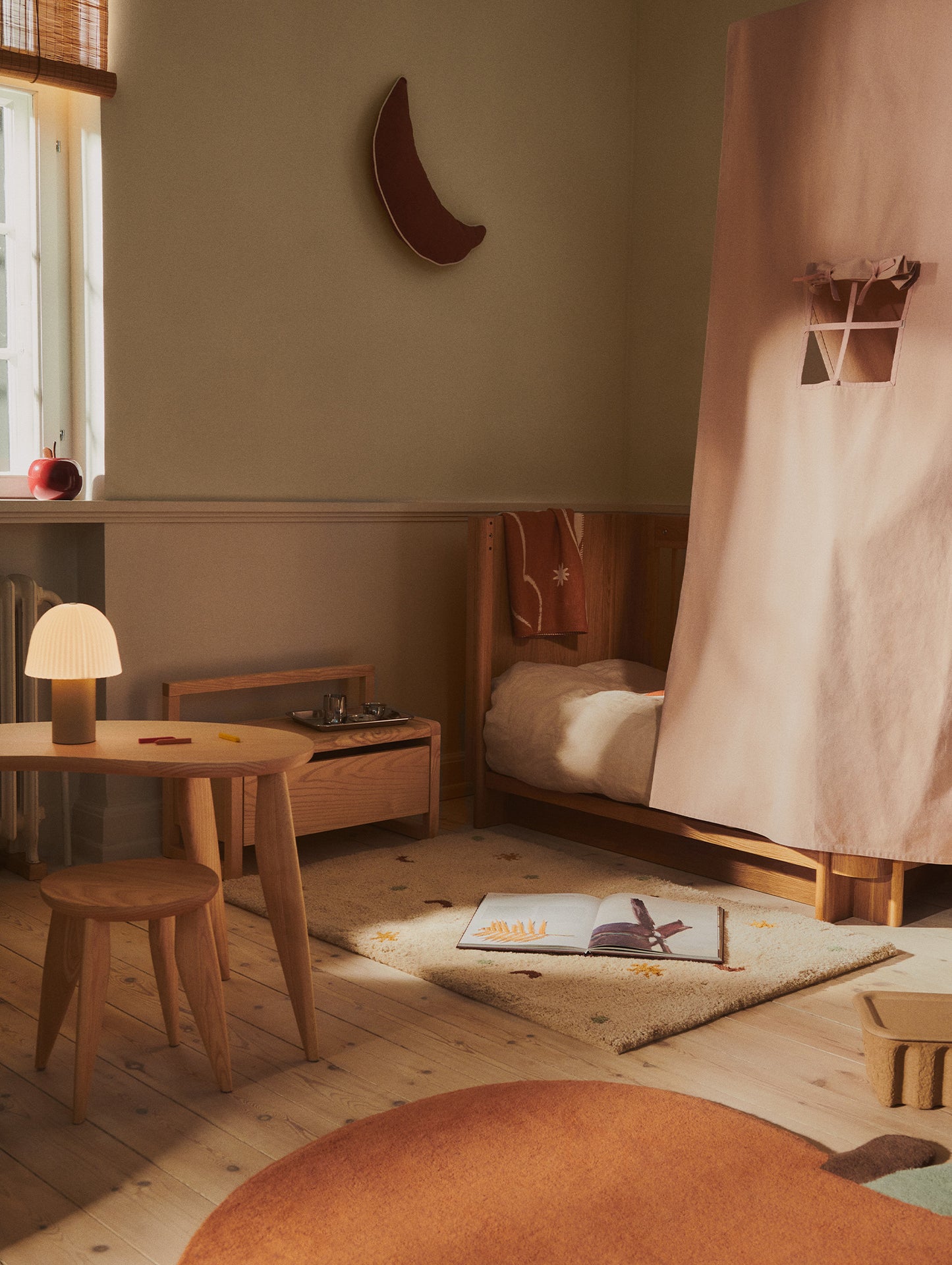 Feve Kids Desk by Ferm Living