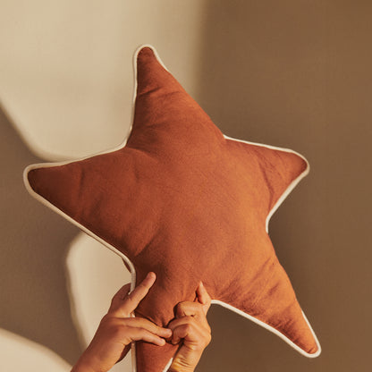 Star Cushion by Ferm Living - Brown Clay