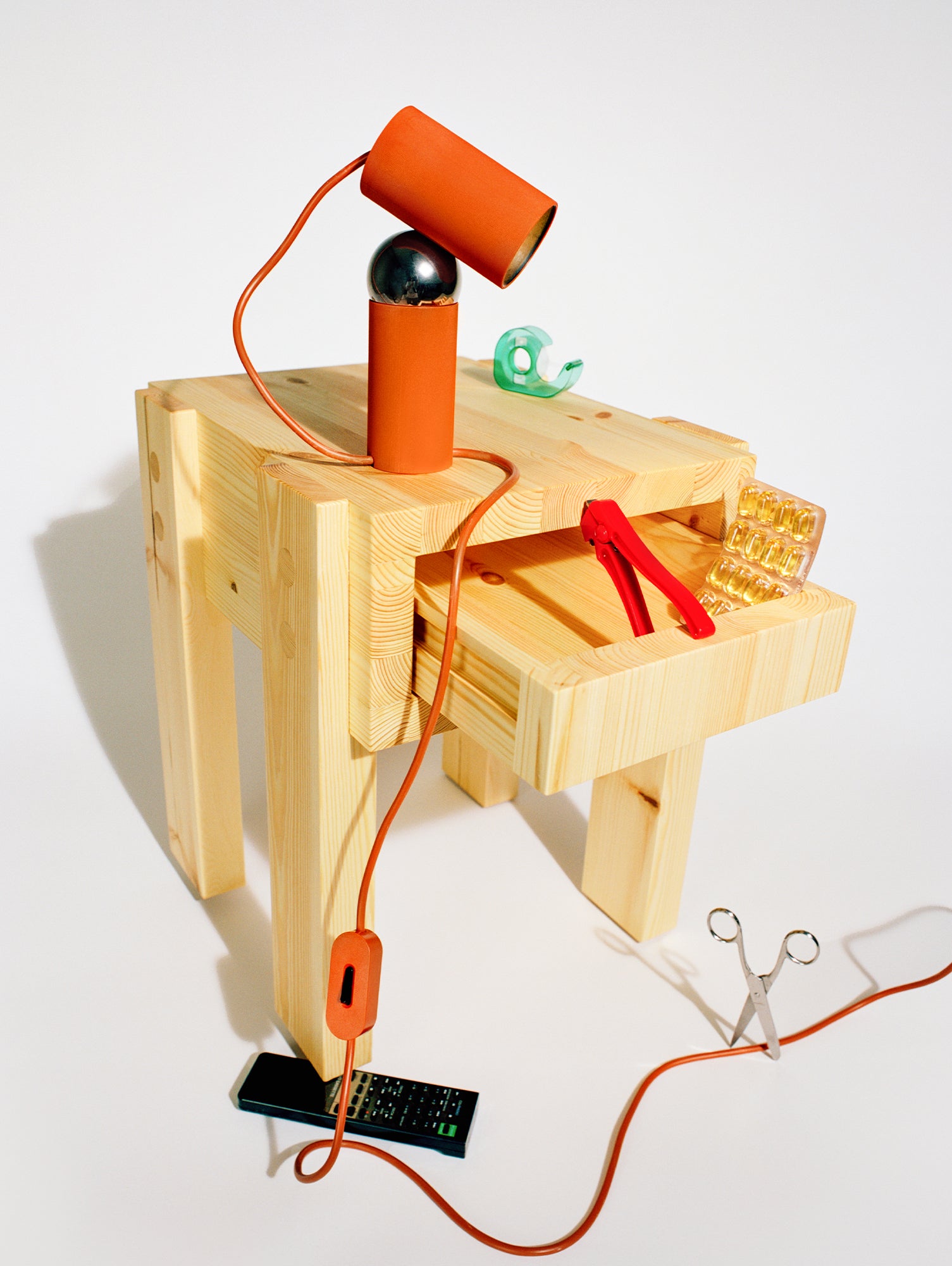 Bilboquet Table Lamp by Flos - Tomato