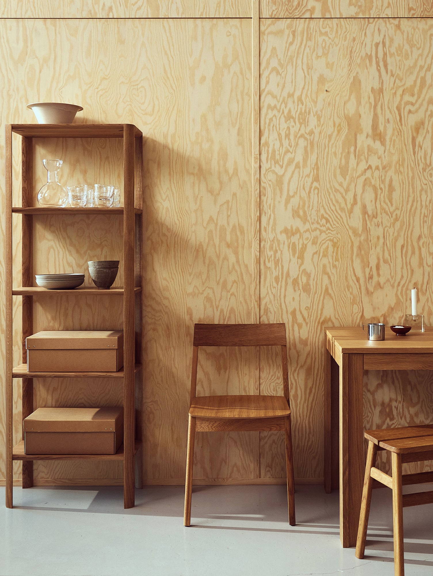 Leaf Shelf by Form and Refine - 0.5x5  / Oiled Oak