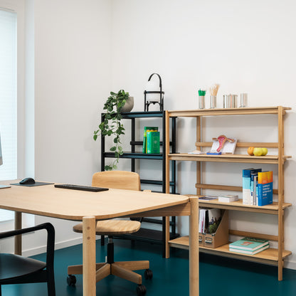 Castor Table by Karimoku New Standard - Lacquered Oak