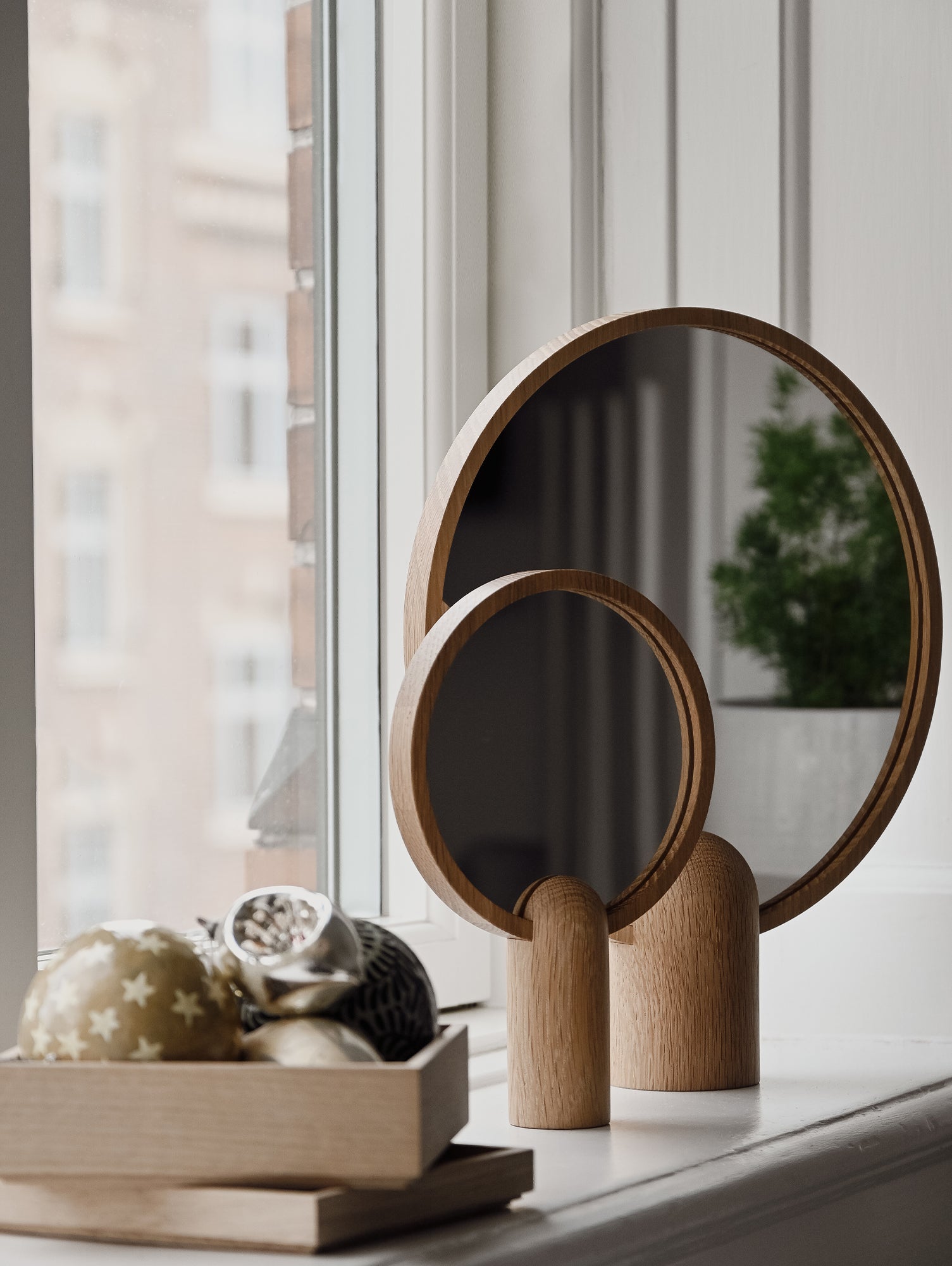 Aino Mirror by Fritz Hansen

