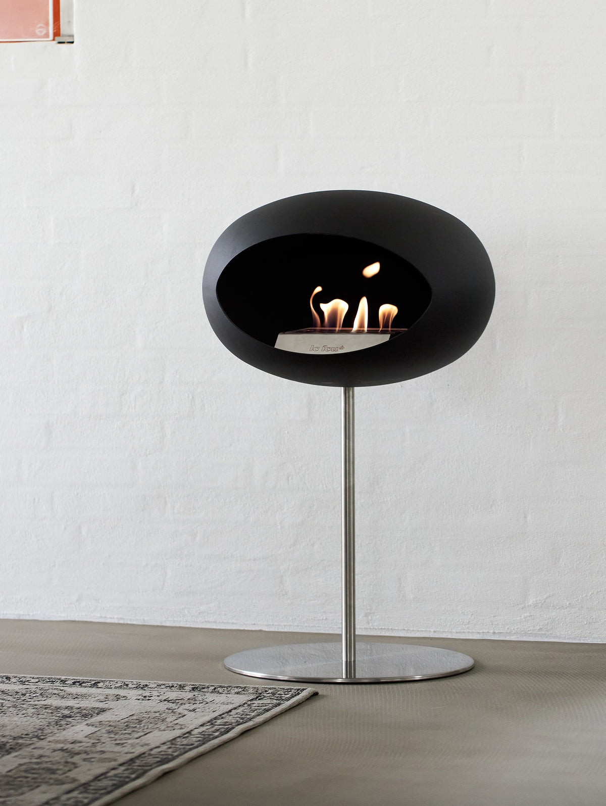 Steel Low Fireplace by Le Feu
