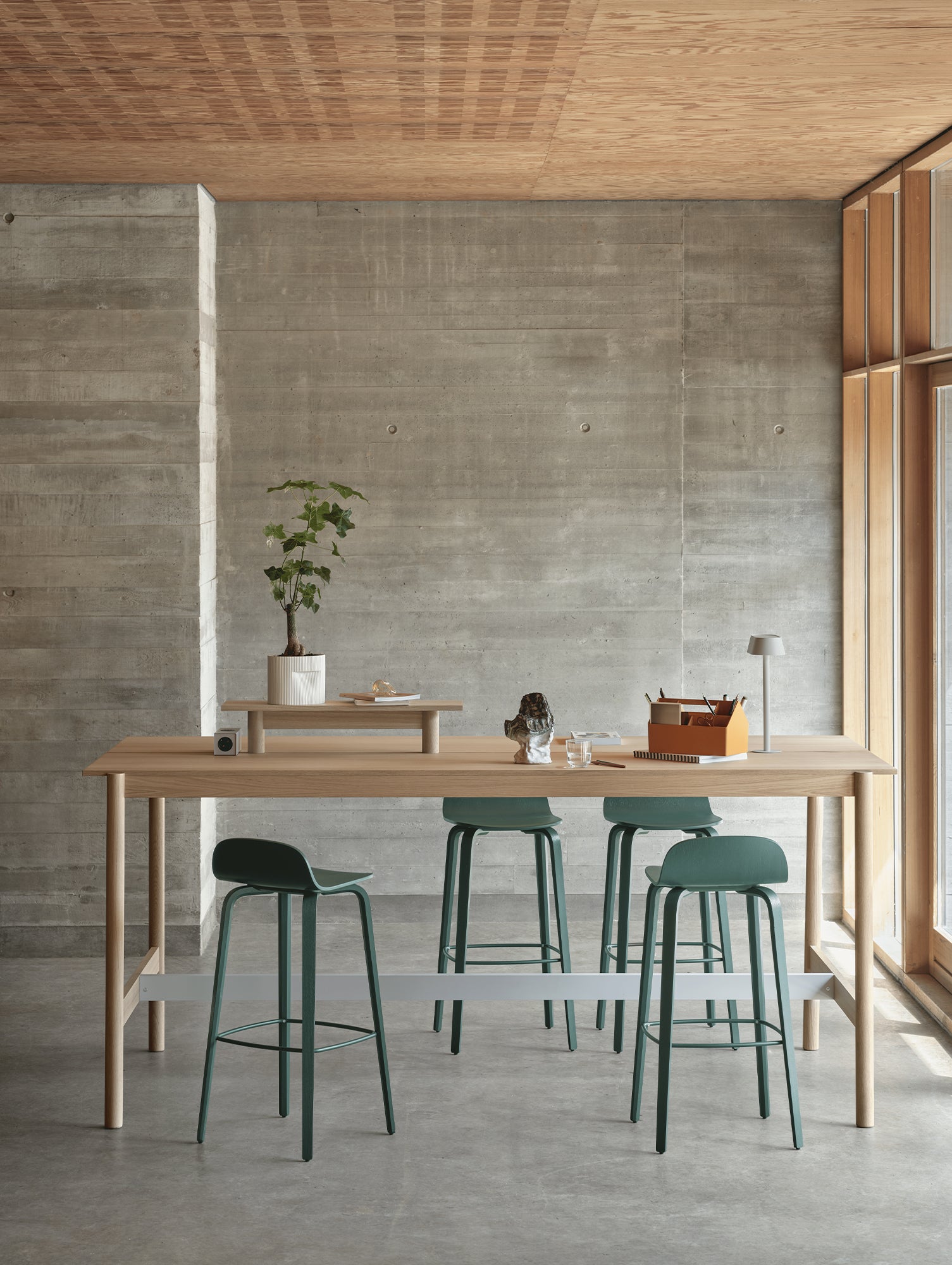 Ridge Planter by Muuto