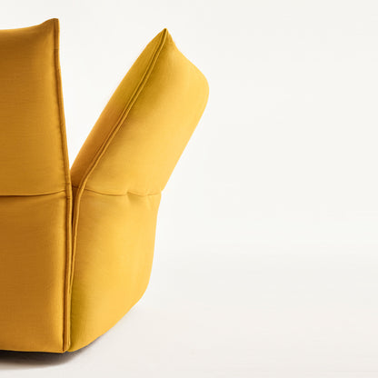 Mariposa 2.5-Seater Sofa by Vitra - Linho 04 Canola (F80)