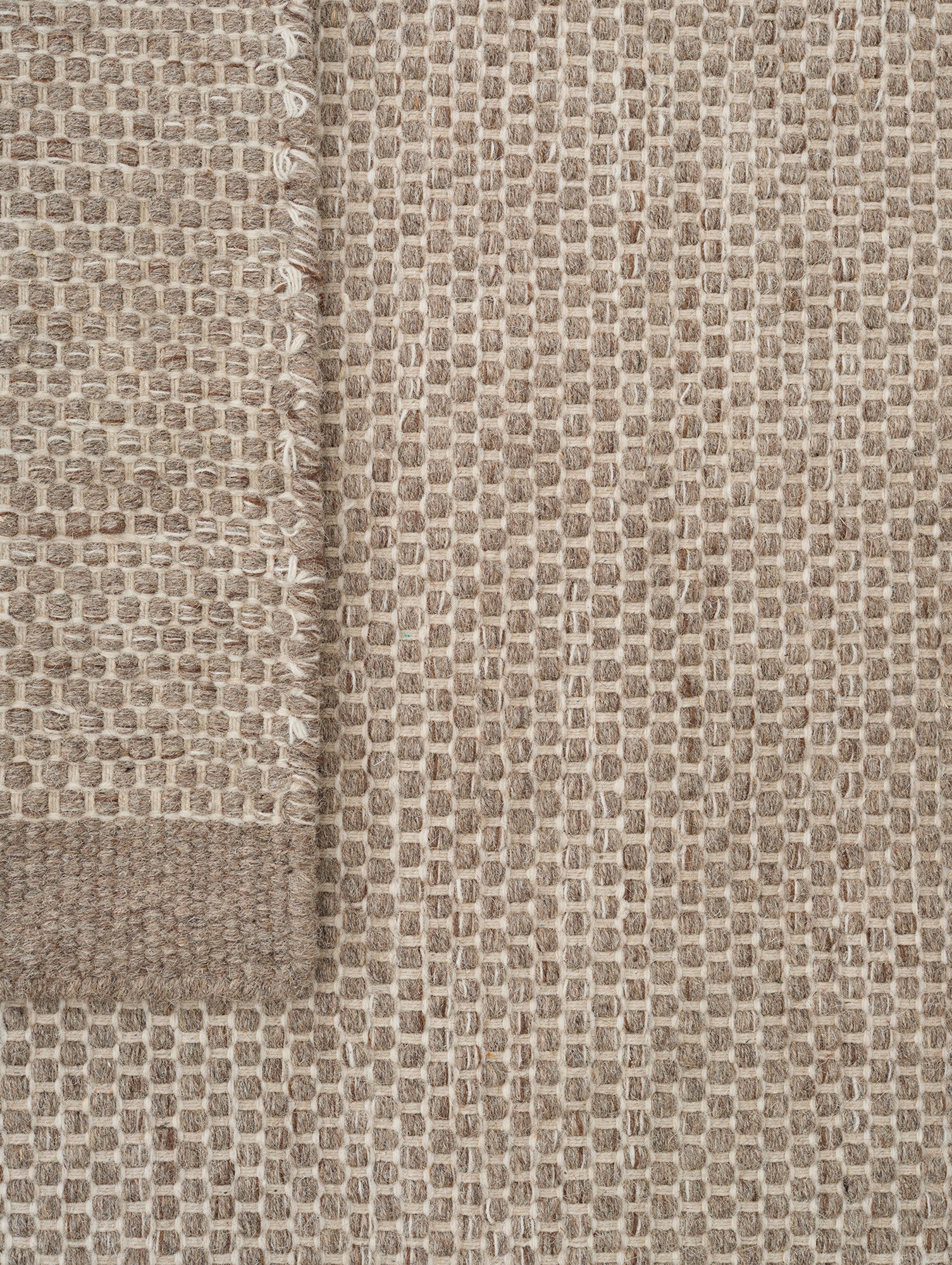 Asko Rug by Linie Design - Light Grey