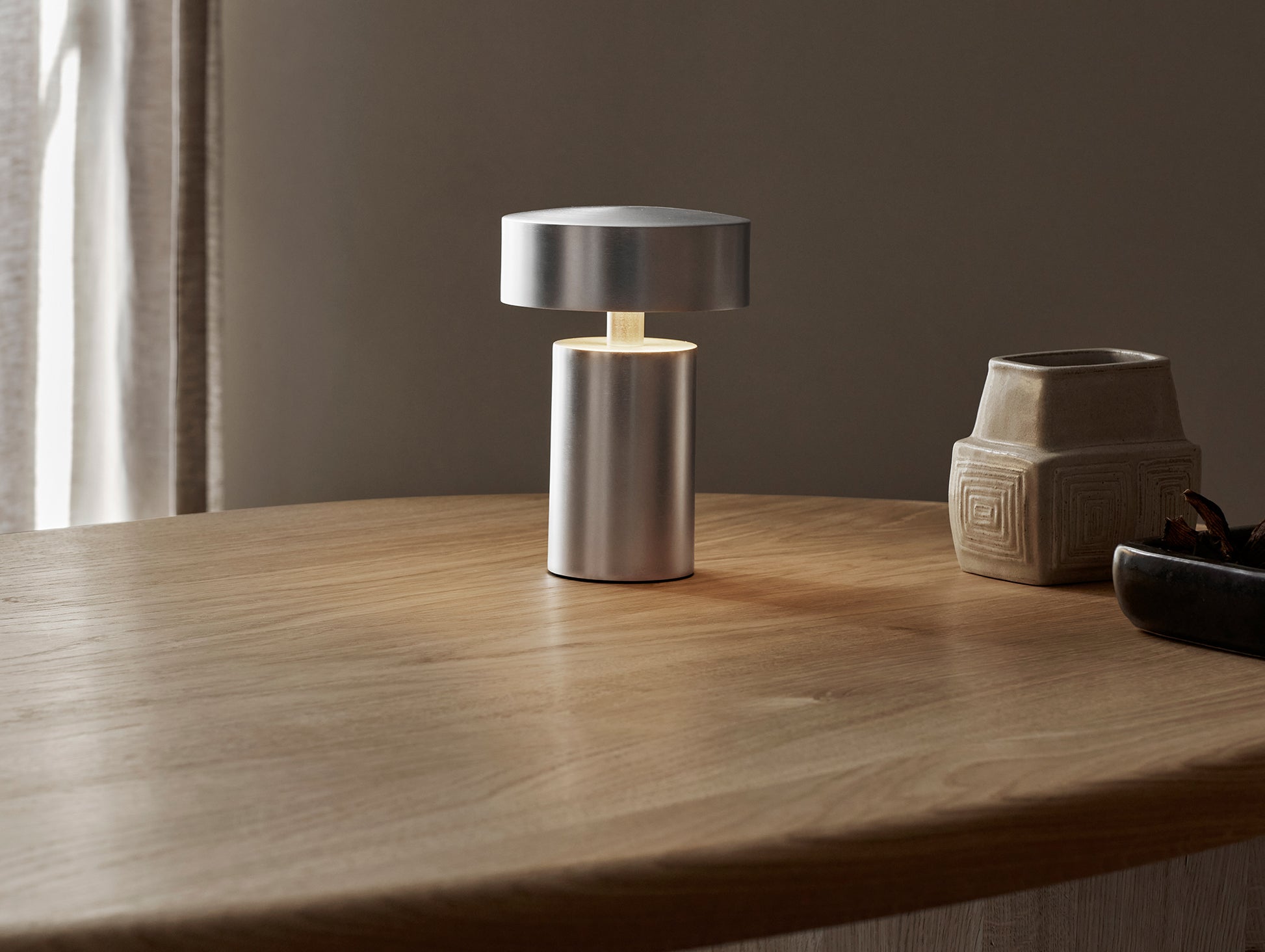 Column Portable Table Lamp by Audo Copenhagen - Aluminium