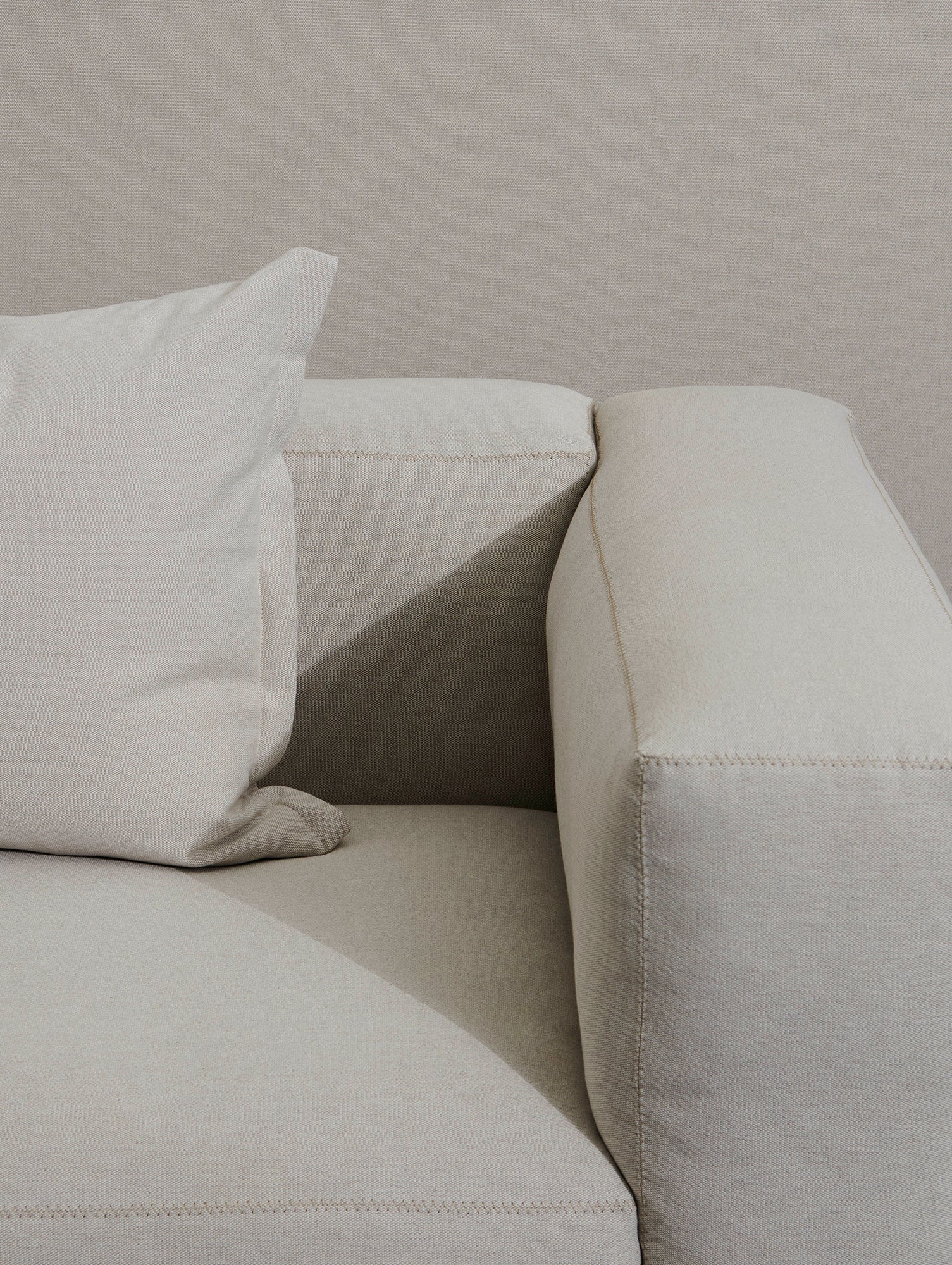 Mags Soft 2.5 Seater Sofa by HAY - Combination 1 / Story 102 / Beige Stitching
