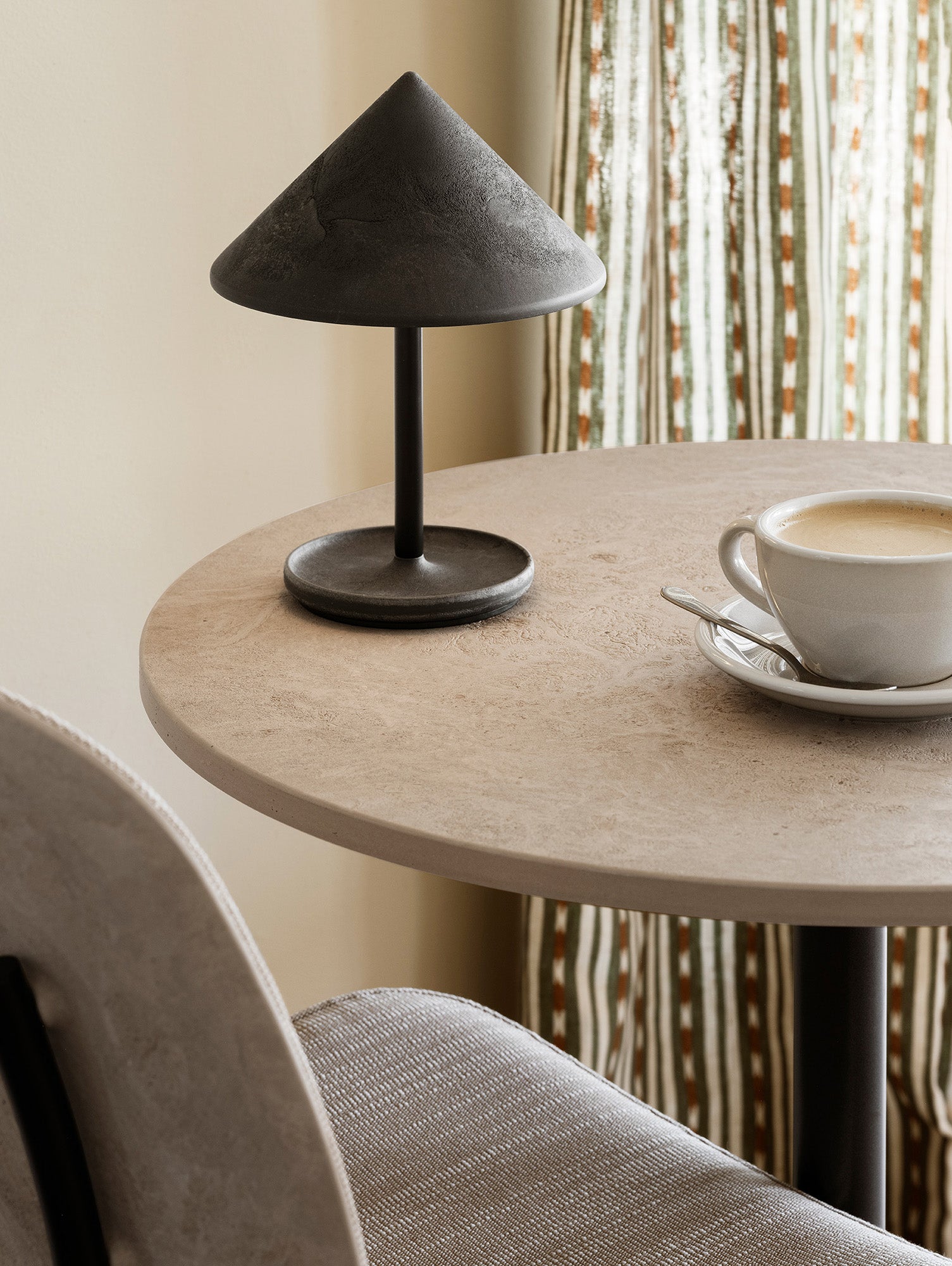 Terra Portable Lamp by Mater - Black