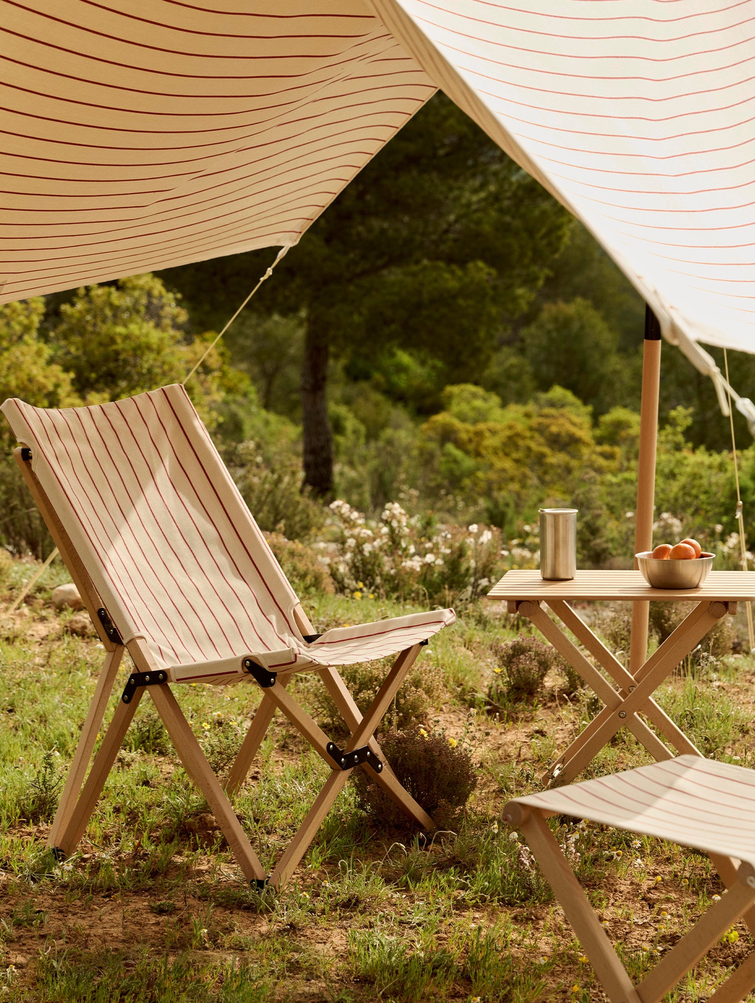 Outdoor Market Folding Table by HAY