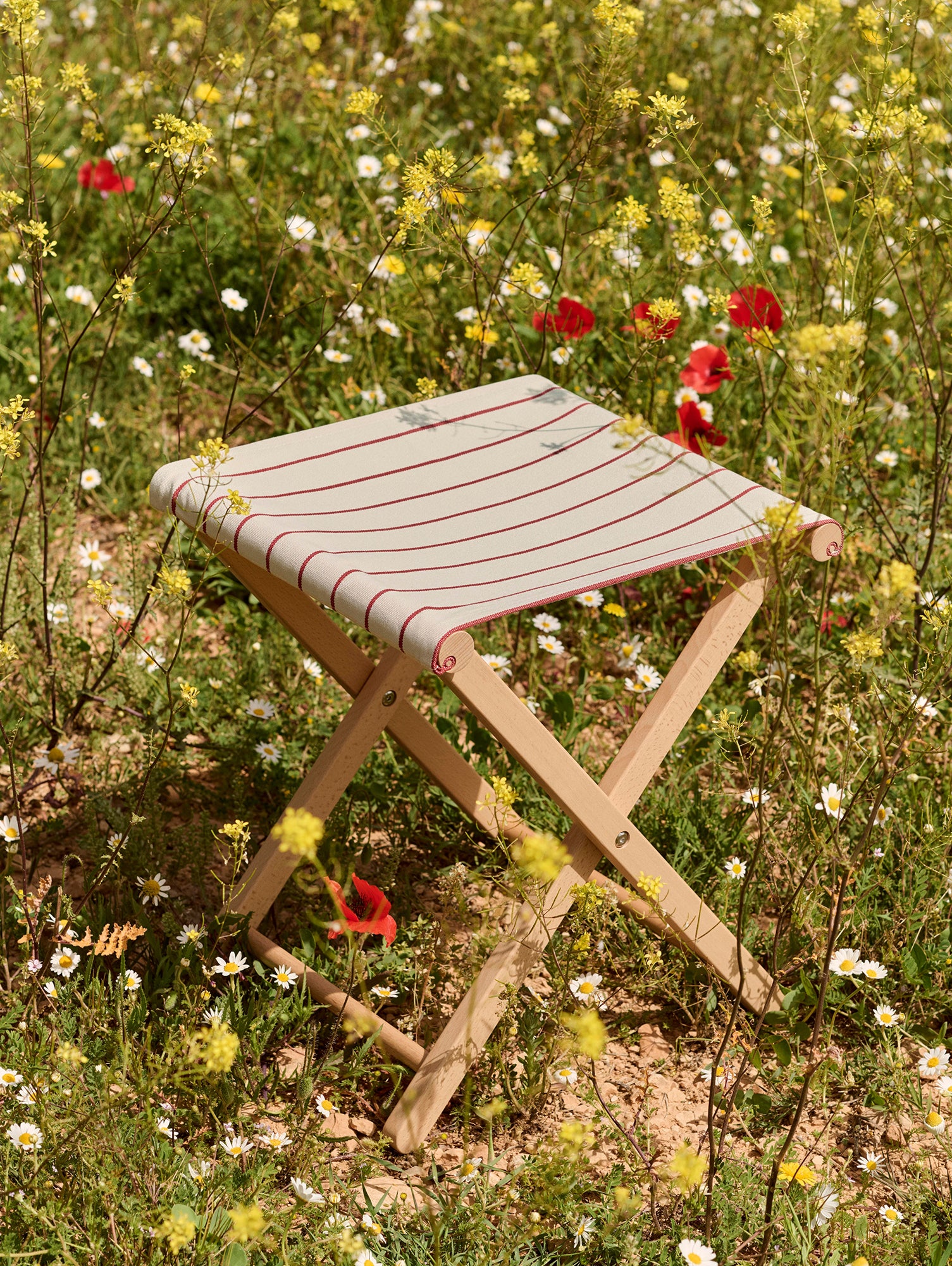 Outdoor Market Folding Stool by HAY - Beige with Red Stripe