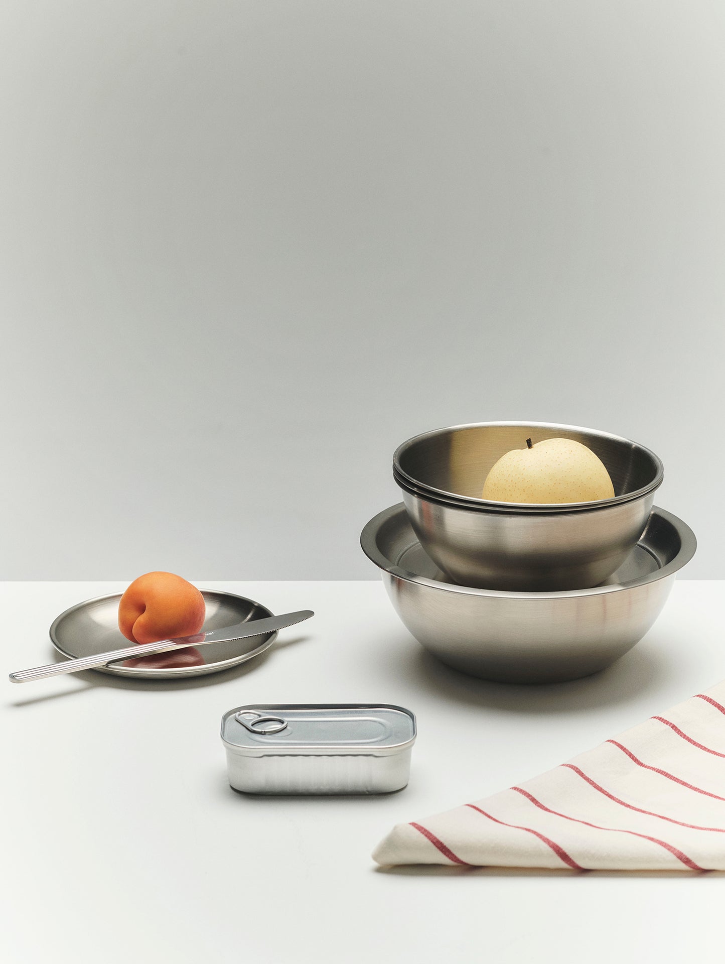 Outdoor Market Steel Bowl with Lid by HAY