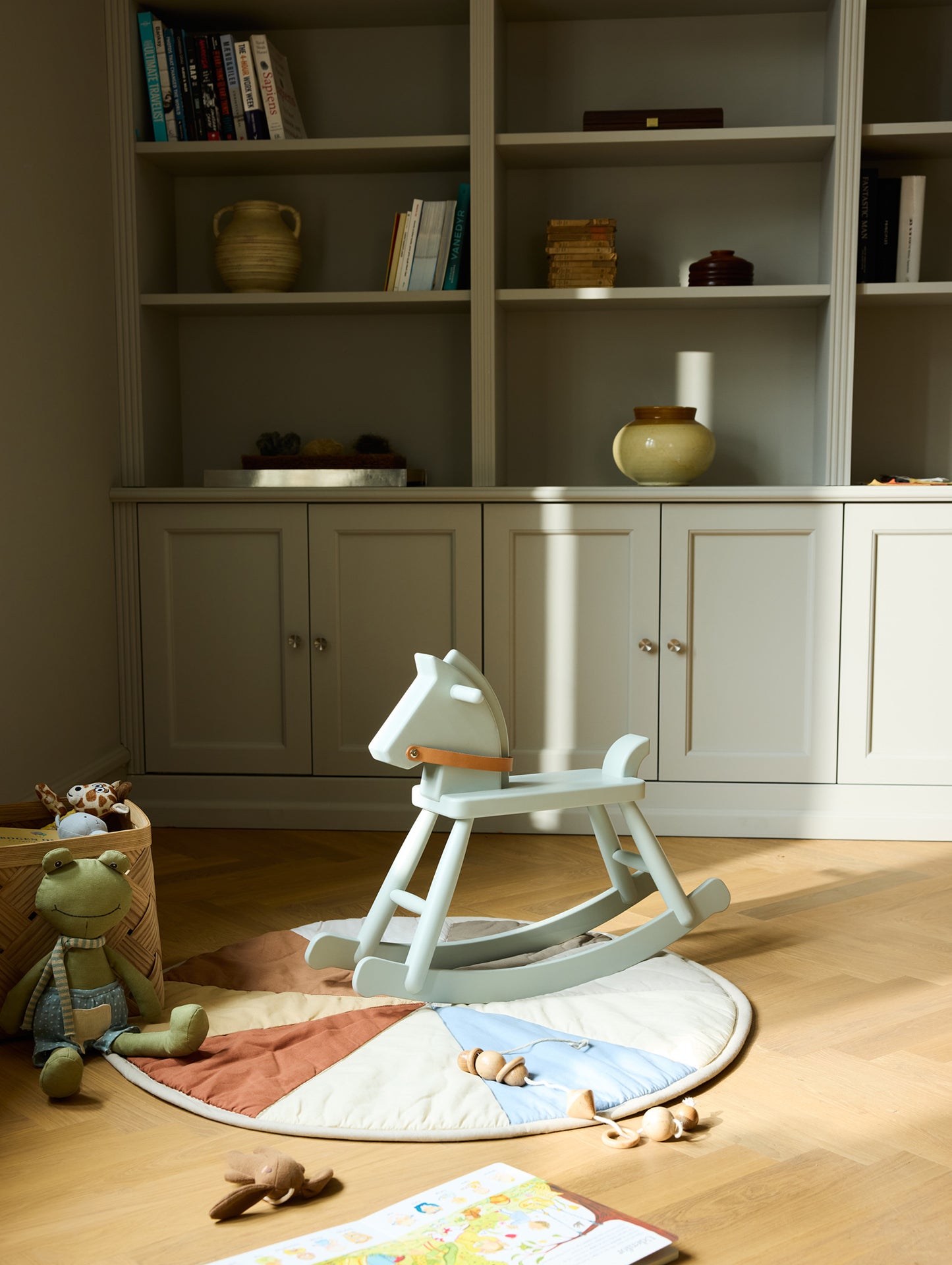 P12 Rocking Horse by FDB Mobler - Grey Painted Beech