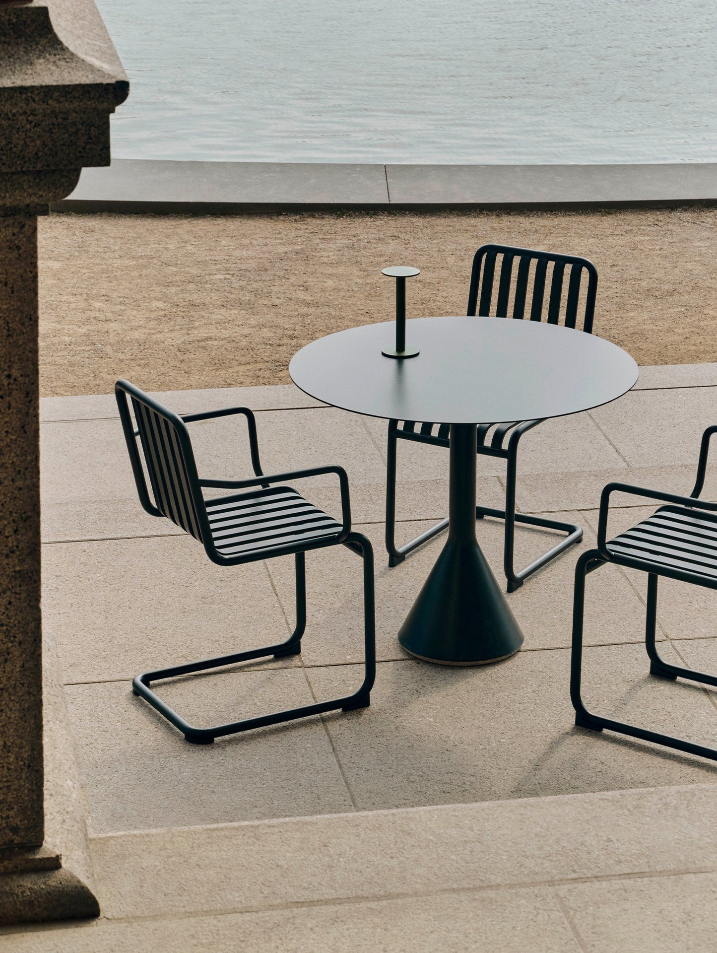 Palissade Cantilever Armchair by HAY - Anthracite