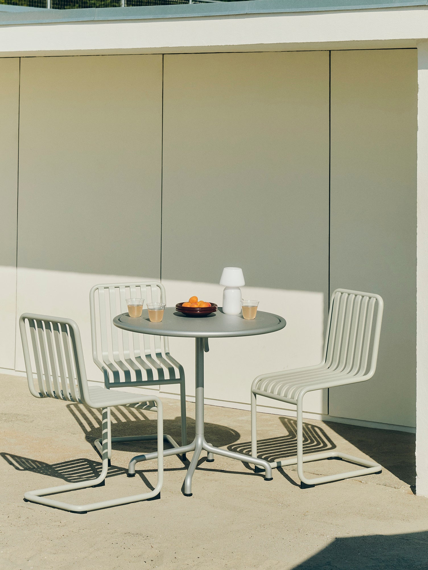 Palissade Cantilever Chair by HAY - Cream White