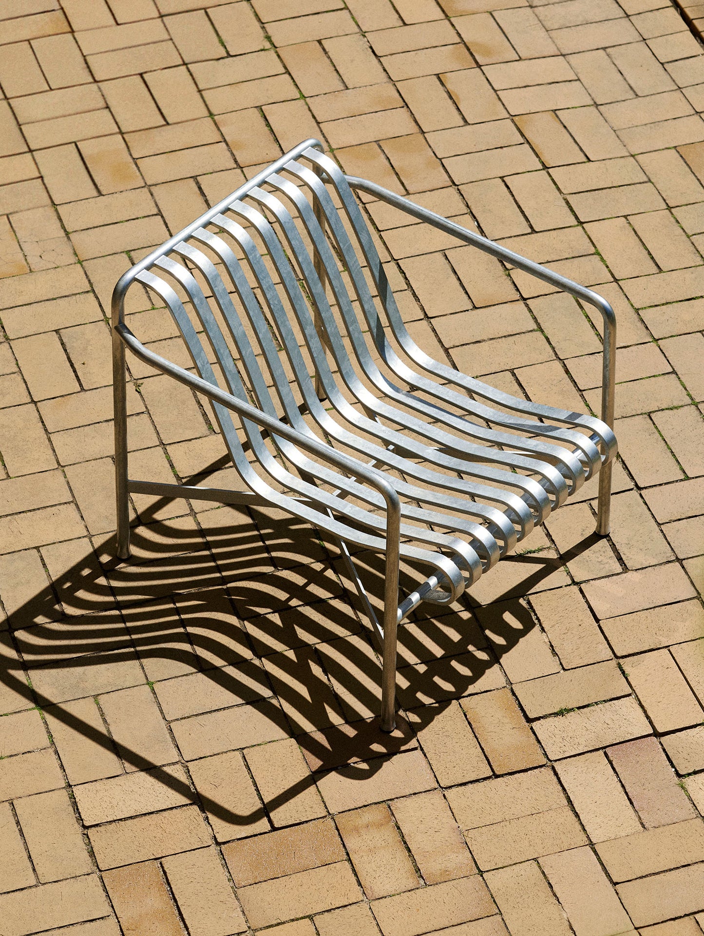 Palissade Lounge Chair, Low, Hot Galvanised