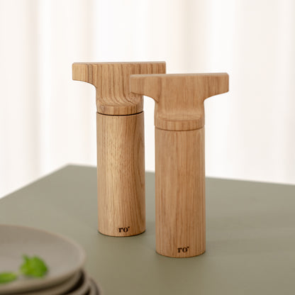 Toolie Grinder by Ro Collection - Oiled Oak