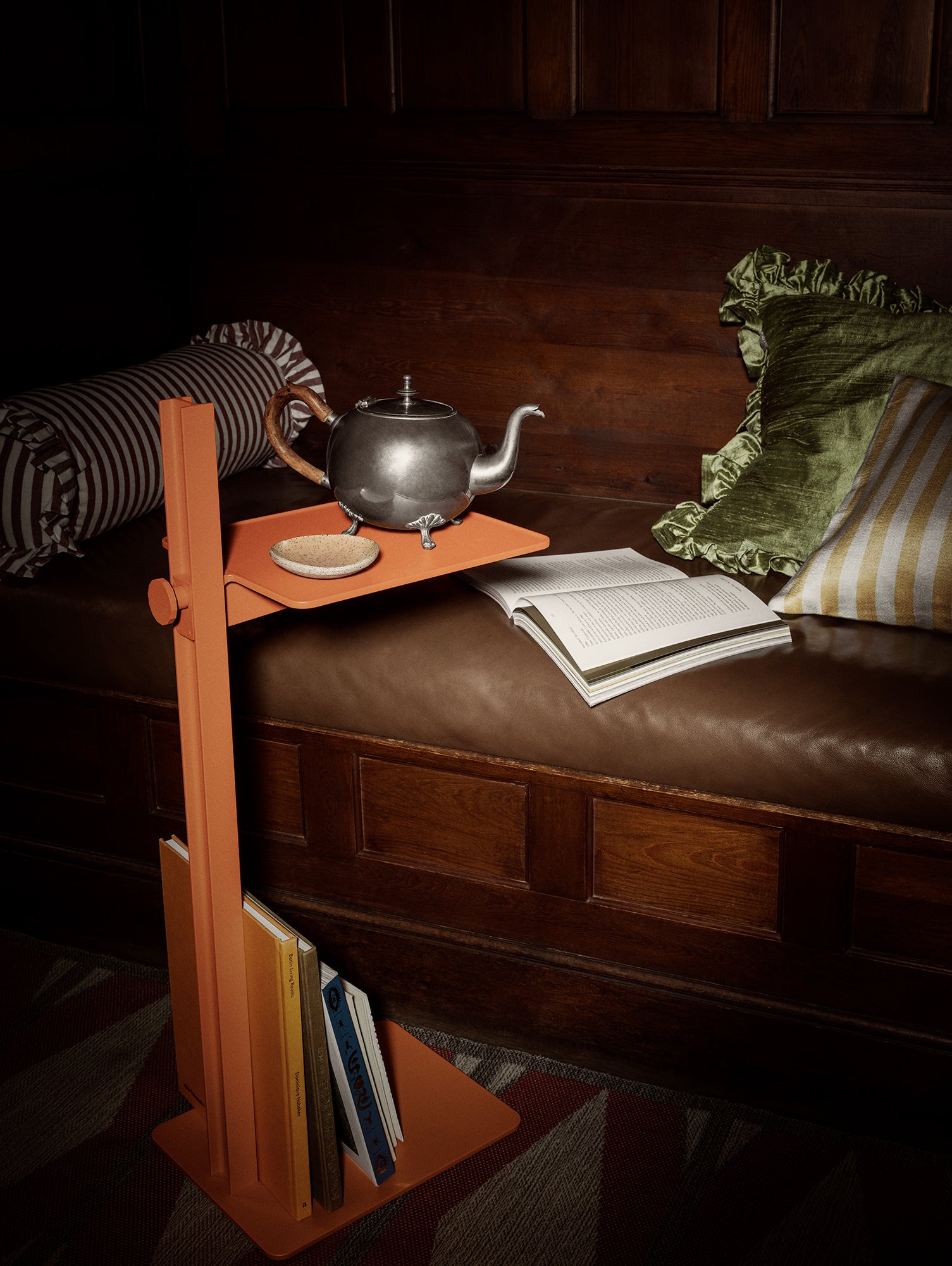 Museum Side Table by String - Orange