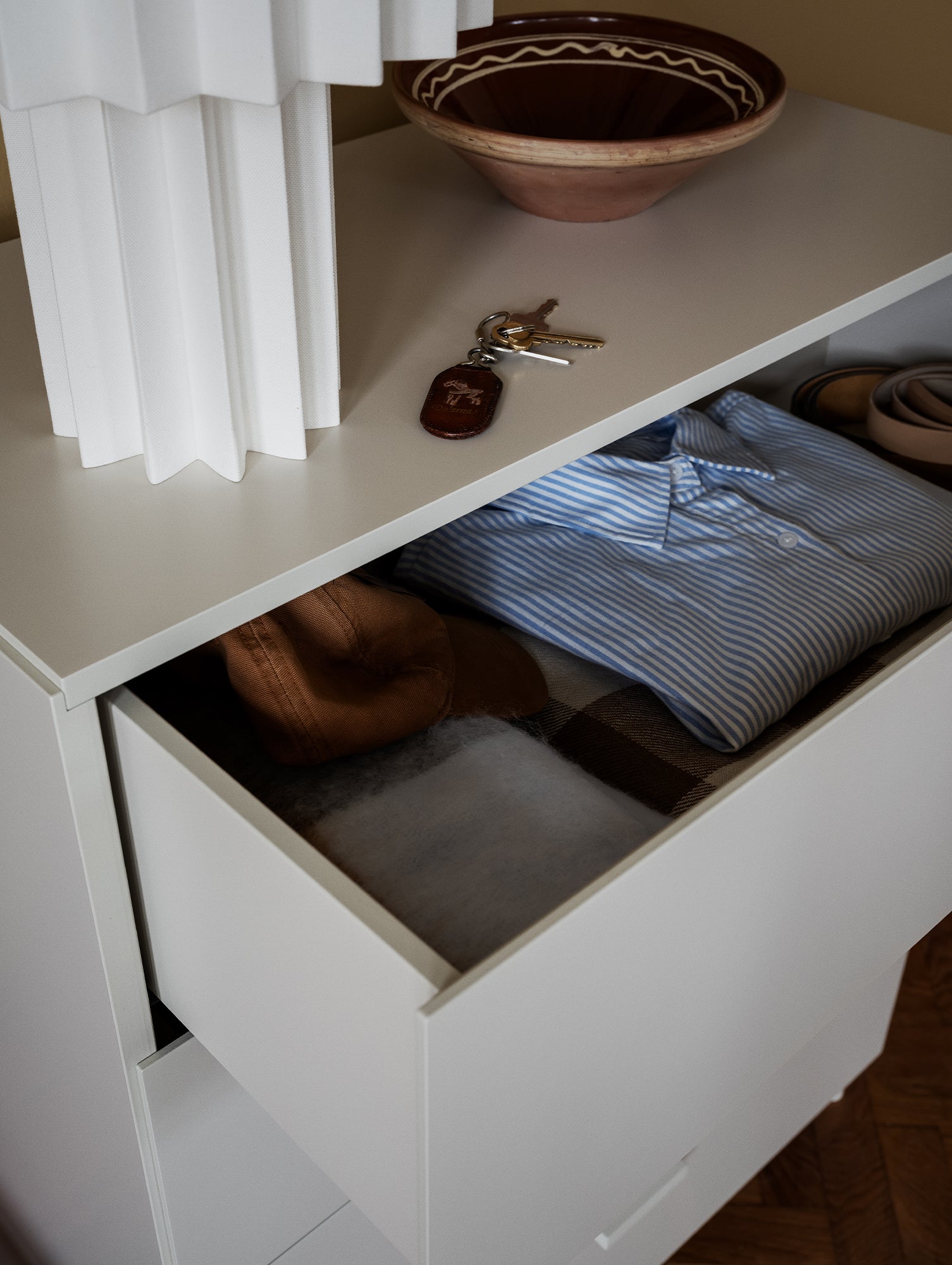 Relief Drawers with Plinth - Wide by String - White