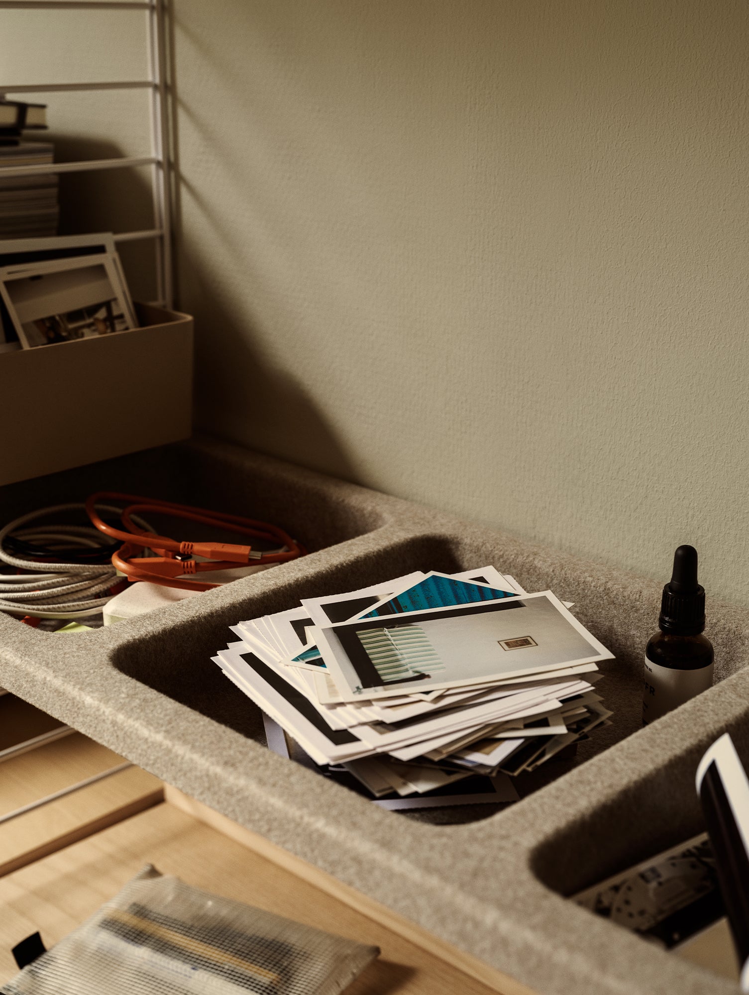 String System Bowl Shelf by String