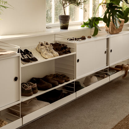 String Metal Shelves