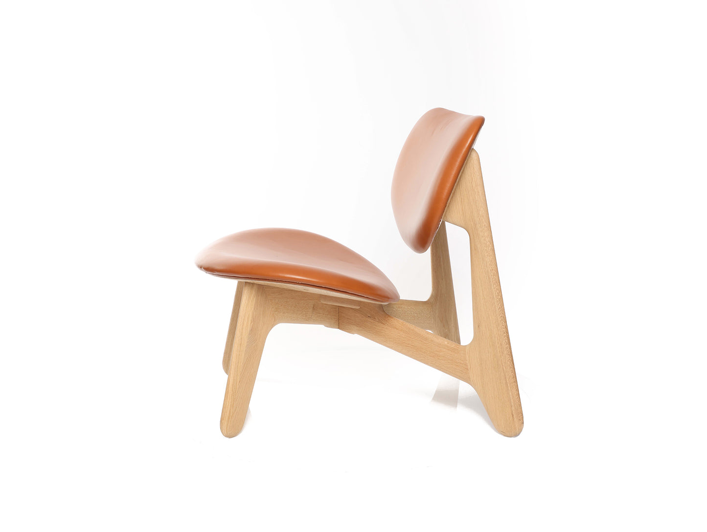 Slab Lounge Chair by Tom Dixon - Natural Oak / Leather Cognac
