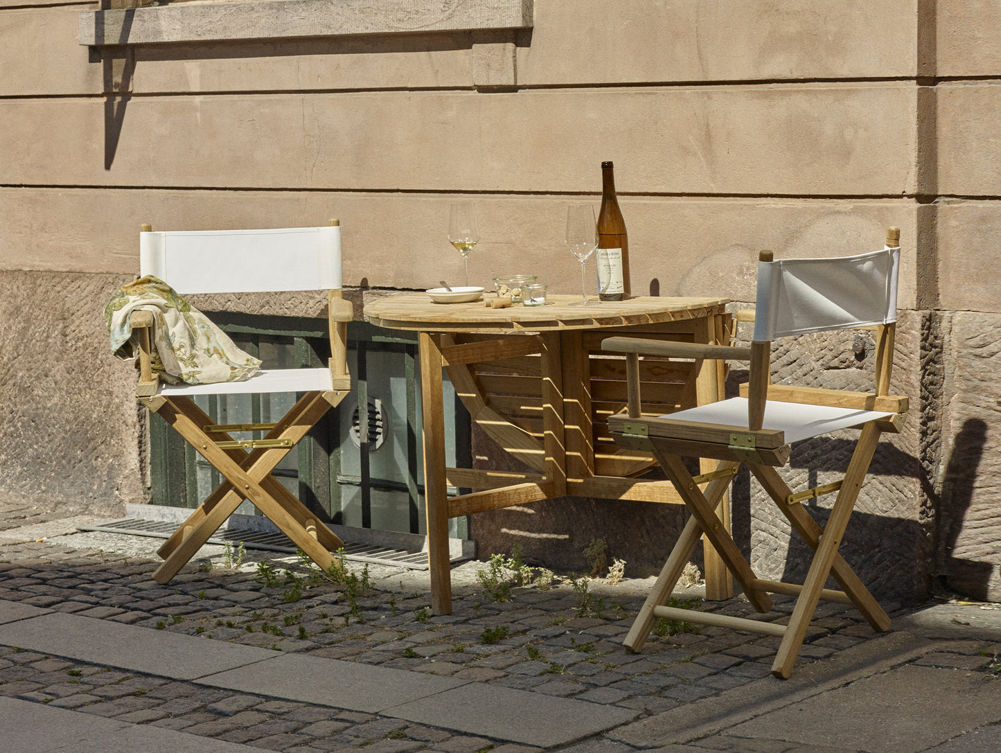 Selandia Table - Round by Fritz Hansen