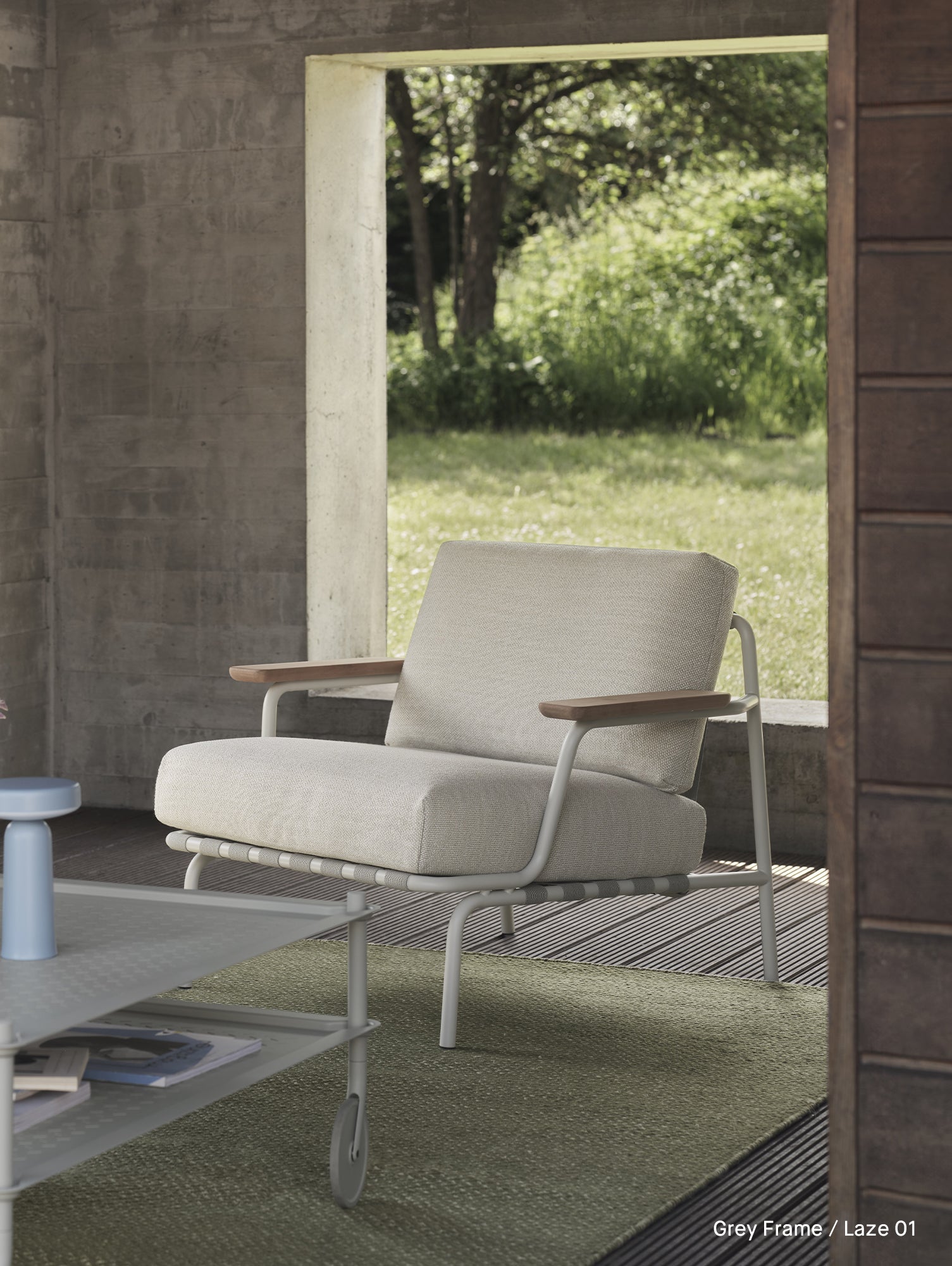 Settle Lounge Chair by Muuto - Grey Frame / Laze 01