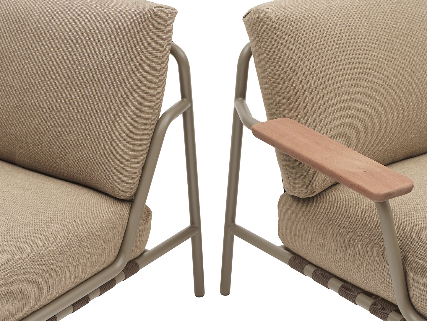 Settle Lounge Chair