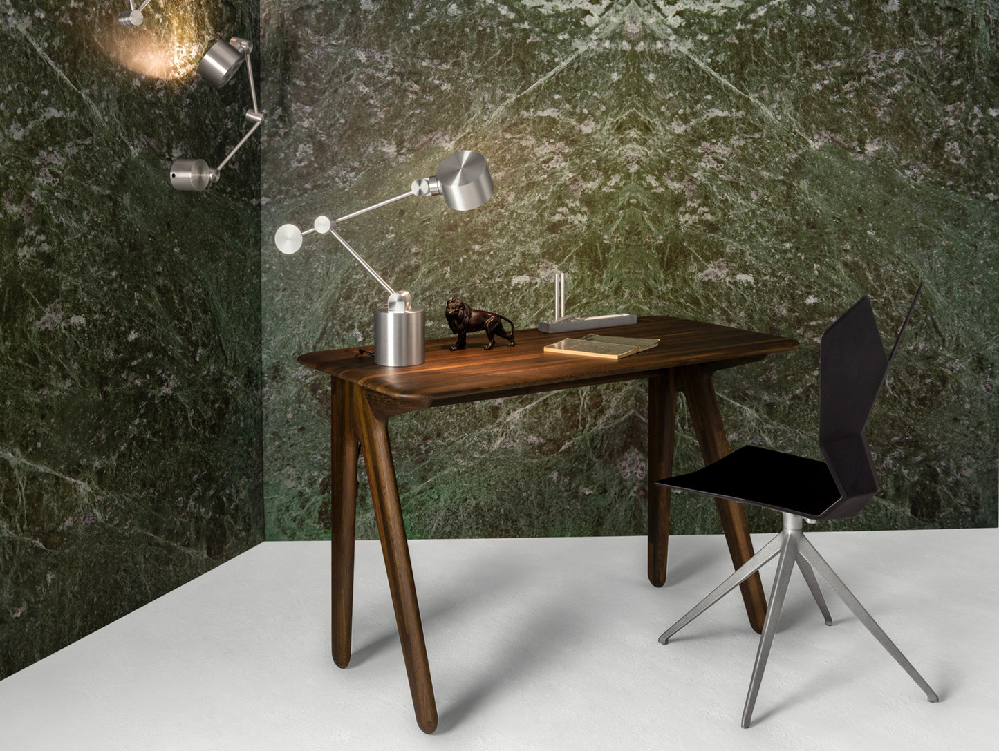 Slab Desk by Tom Dixon - Fumed Oak