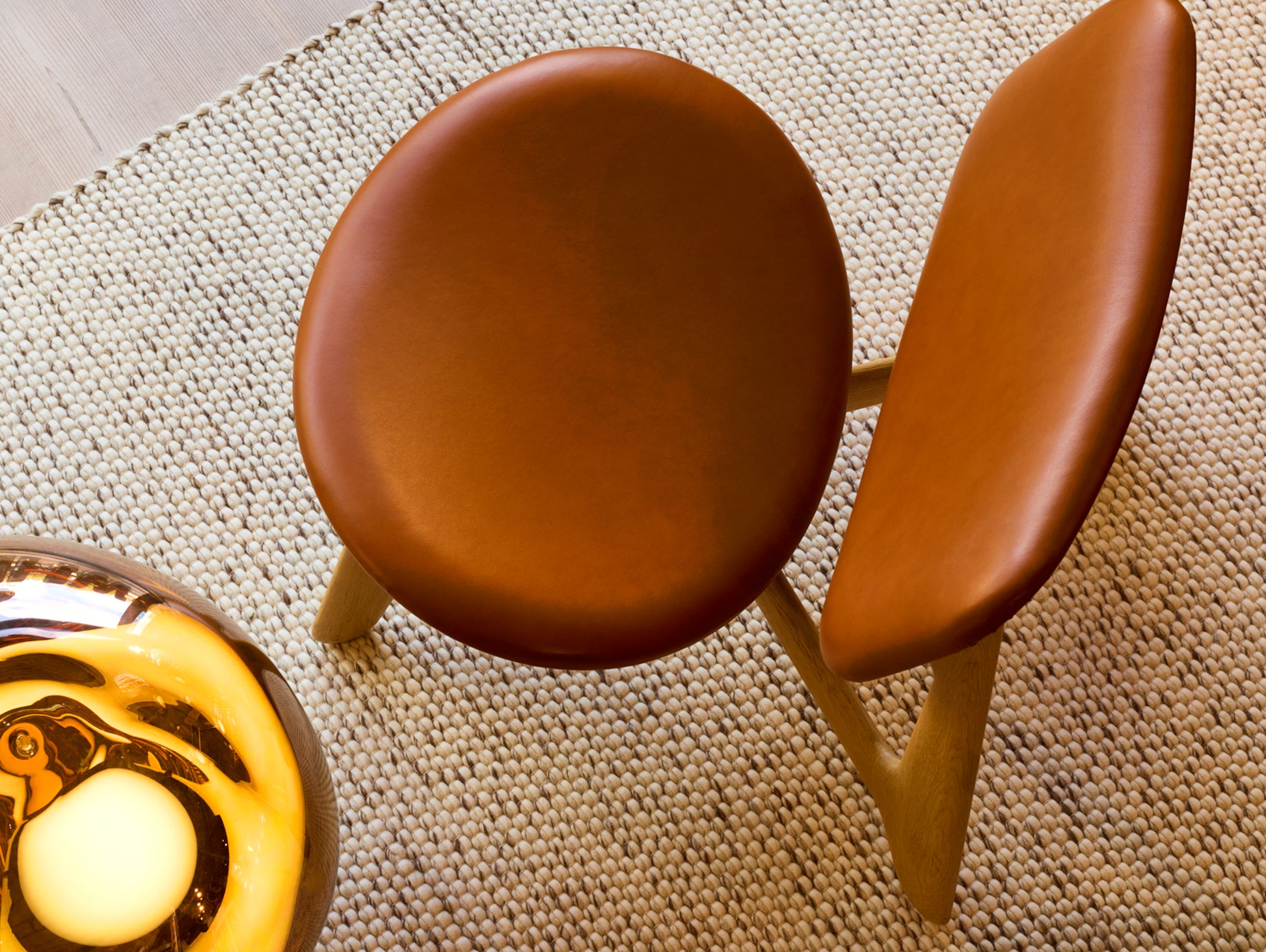 Slab Lounge Chair by Tom Dixon - Natural Oak / Leather Cognac