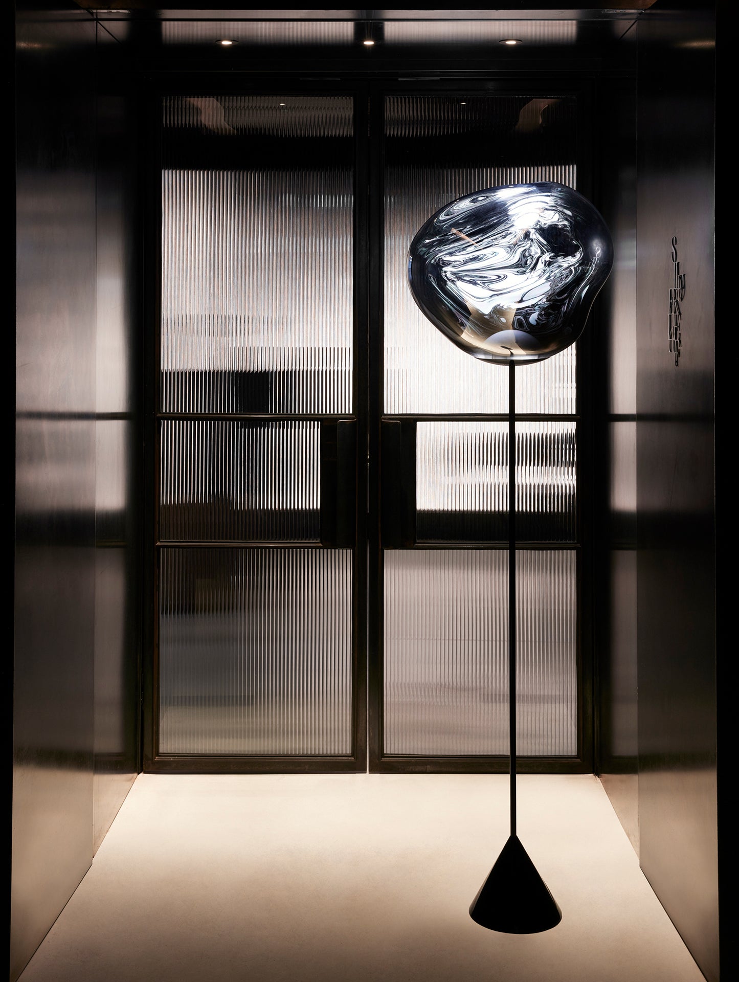 Melt LED Cone Slim Floor Lamp by Tom Dixon - Silver