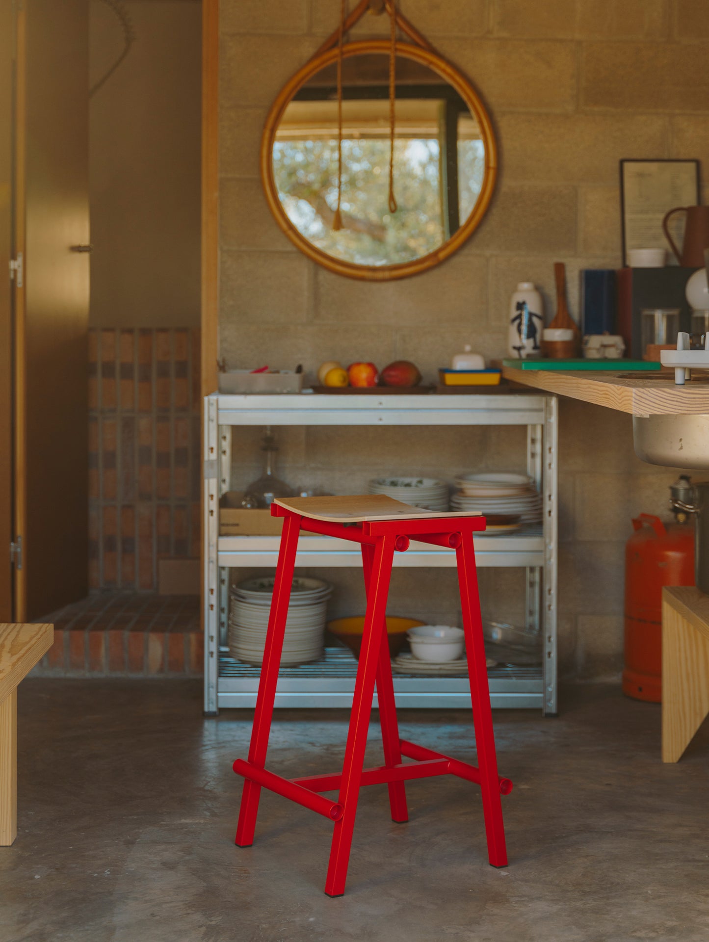 Taburete 8 Bar Stool by HAY - Low / Lacquered Oak Seat / Signal Red Base