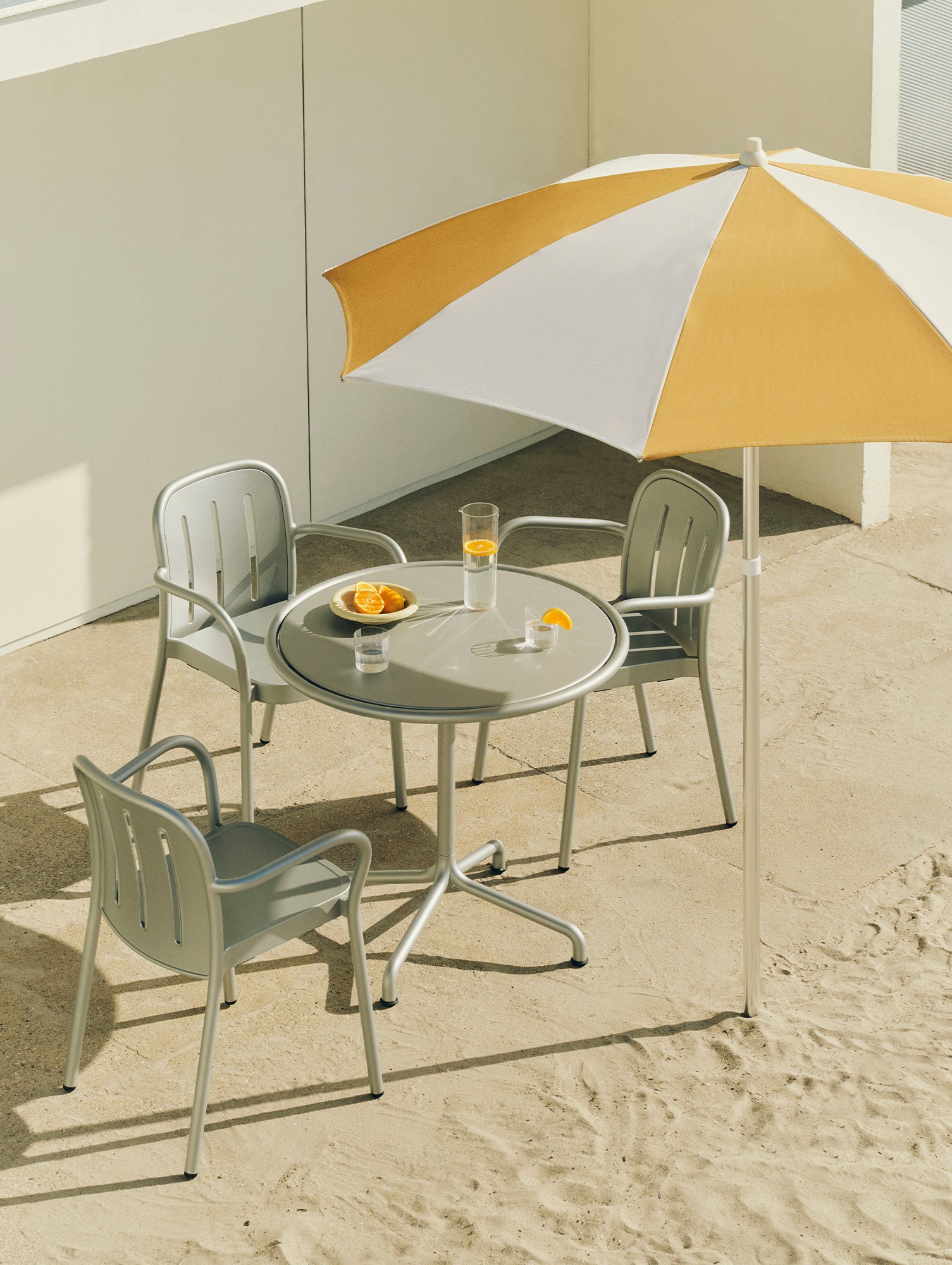 Terrazza Parasol by HAY - Octagon / Off White and Ochre
