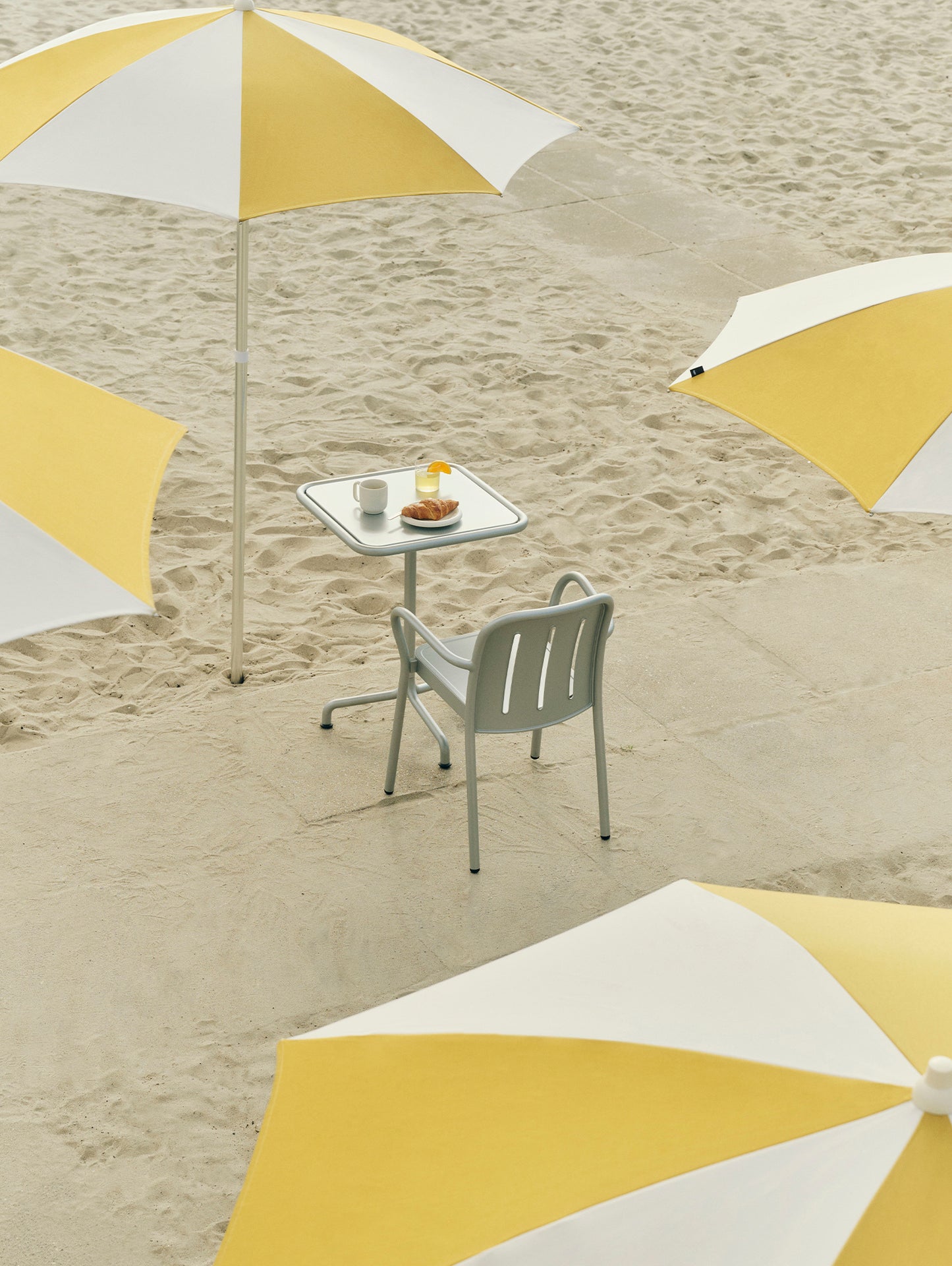 Terrazza Parasol by HAY - Octagon / Off White and Ochre