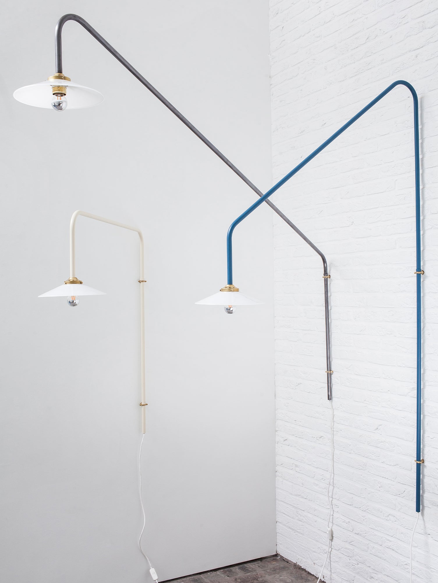 Hanging Lamp No.5 by Valerie Objects - Ivory Steel