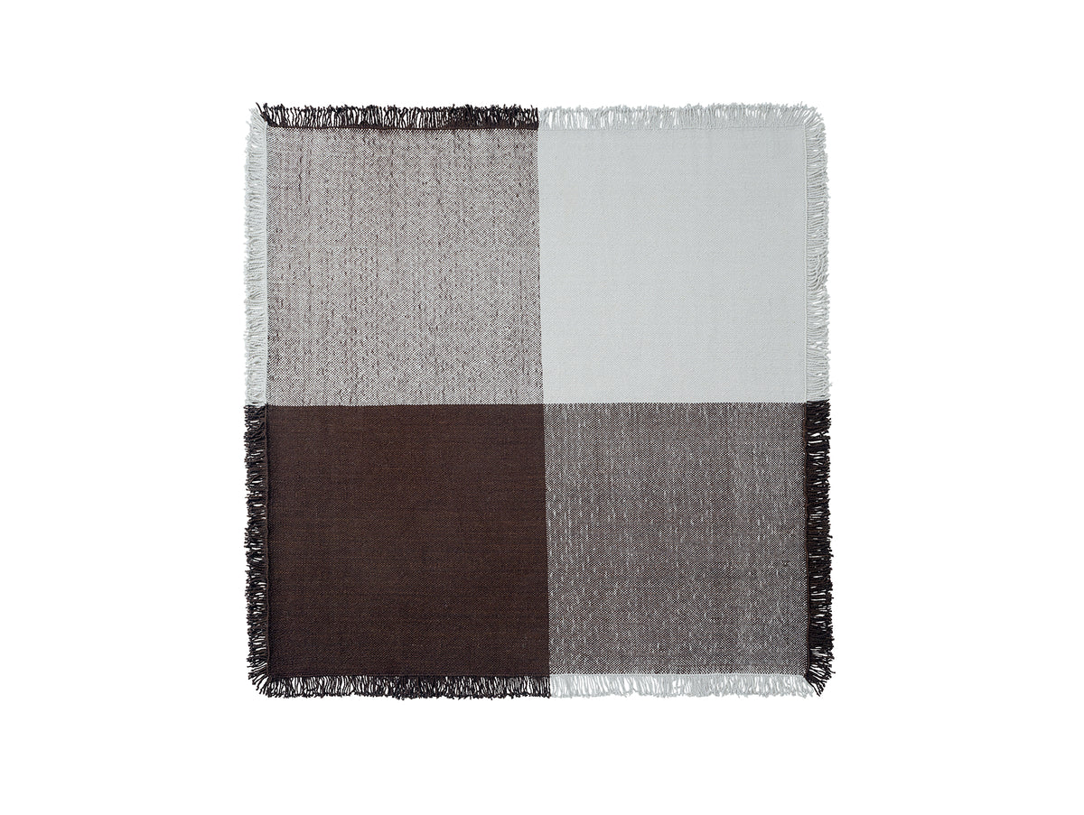 Verso Rug by Muuto - Cool Grey / Dark Brown
