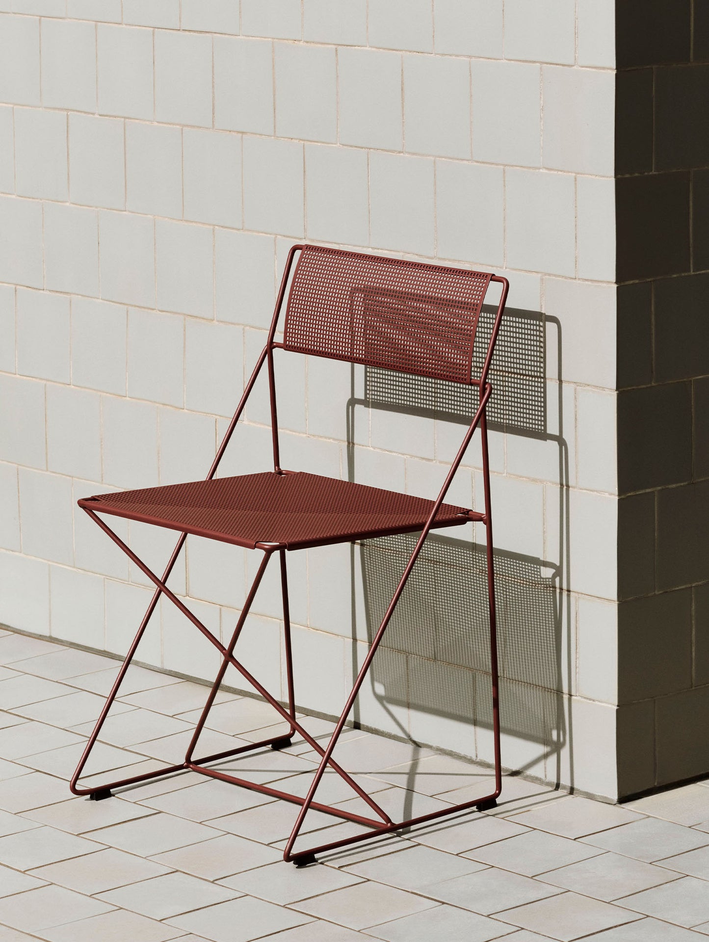 X-Line Chair Outdoor by HAY – Iron Red Powder-Coated Steel Frame / Iron Red Seat and Back