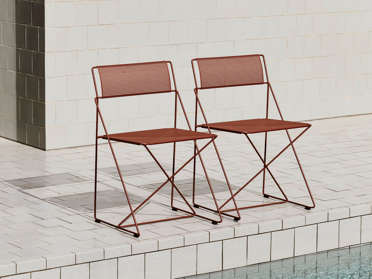 X-Line Chair Outdoor by HAY – Iron Red Powder-Coated Steel Frame / Iron Red Seat and Back