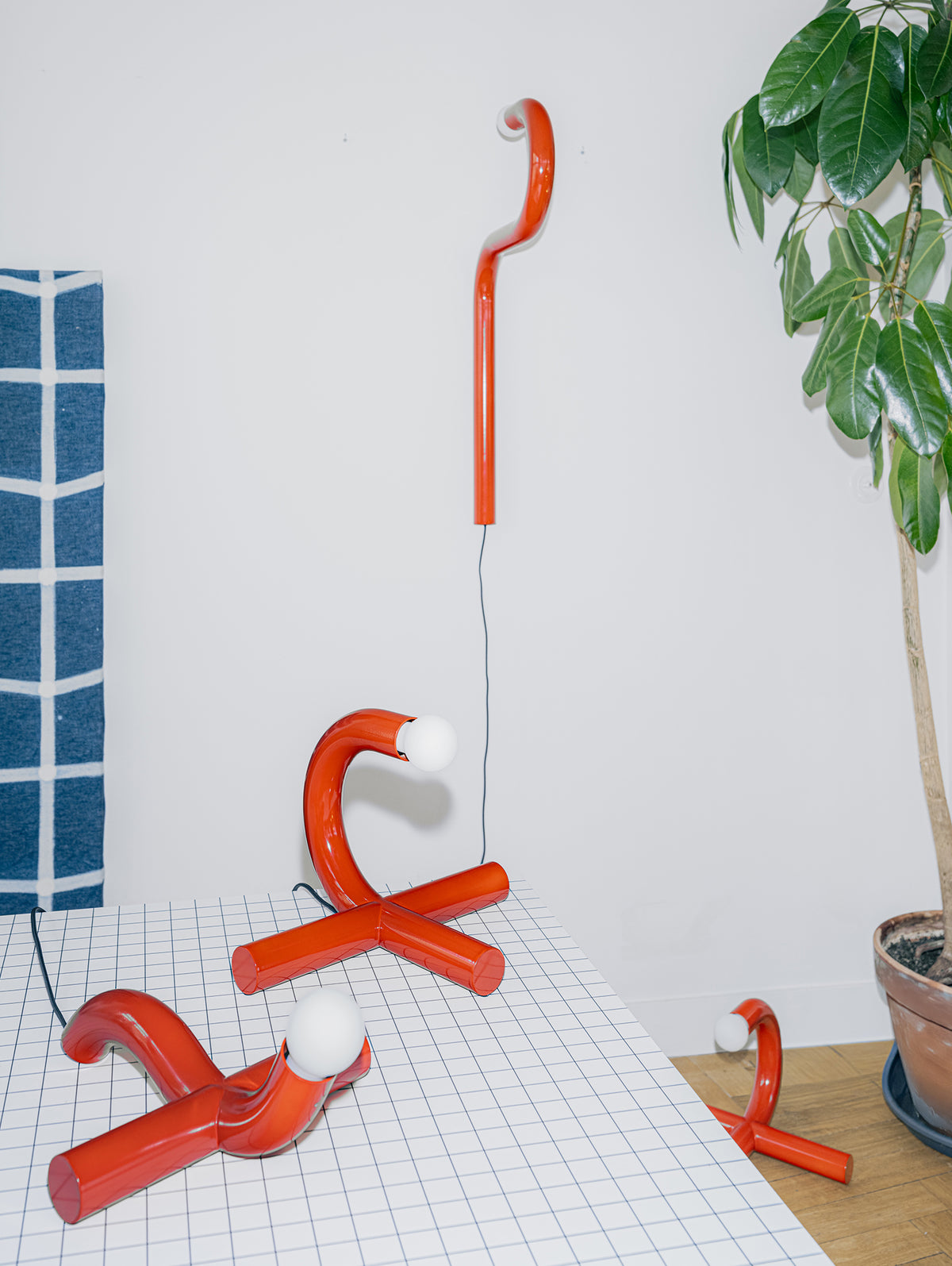 La Tre Table Lamp