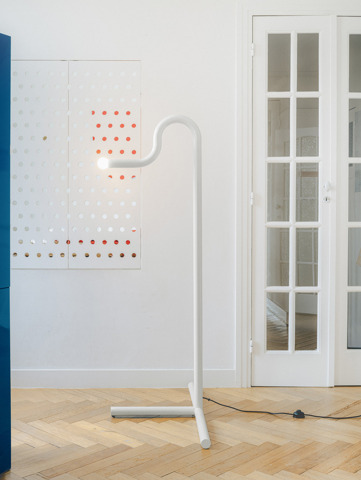 La Uno Floor Lamp by Valerie Objects - White
