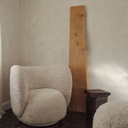Rico Lounge Chair by Ferm Living - Sheepskin Moonlight