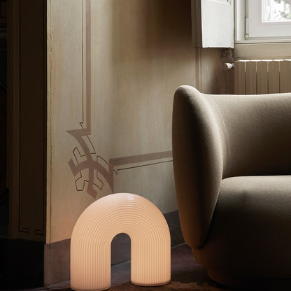 Vuelta Floor Lamp