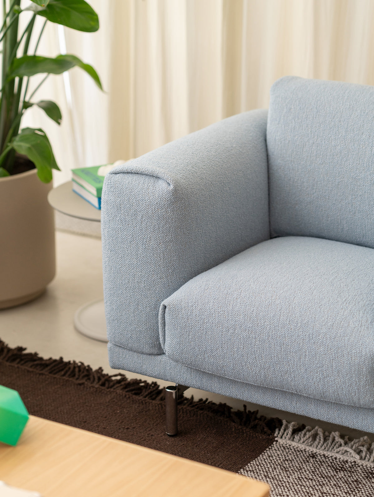 Rest 2-Seater and 3-Seater Sofa