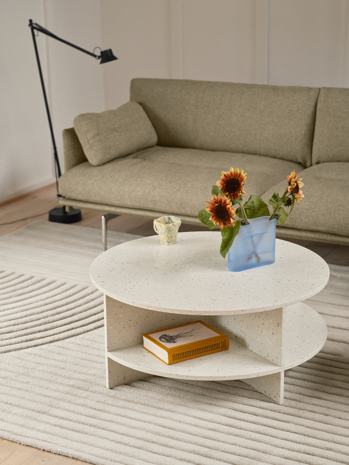 Outline Soft 3-Seater Sofa by Muuto - Clay 15