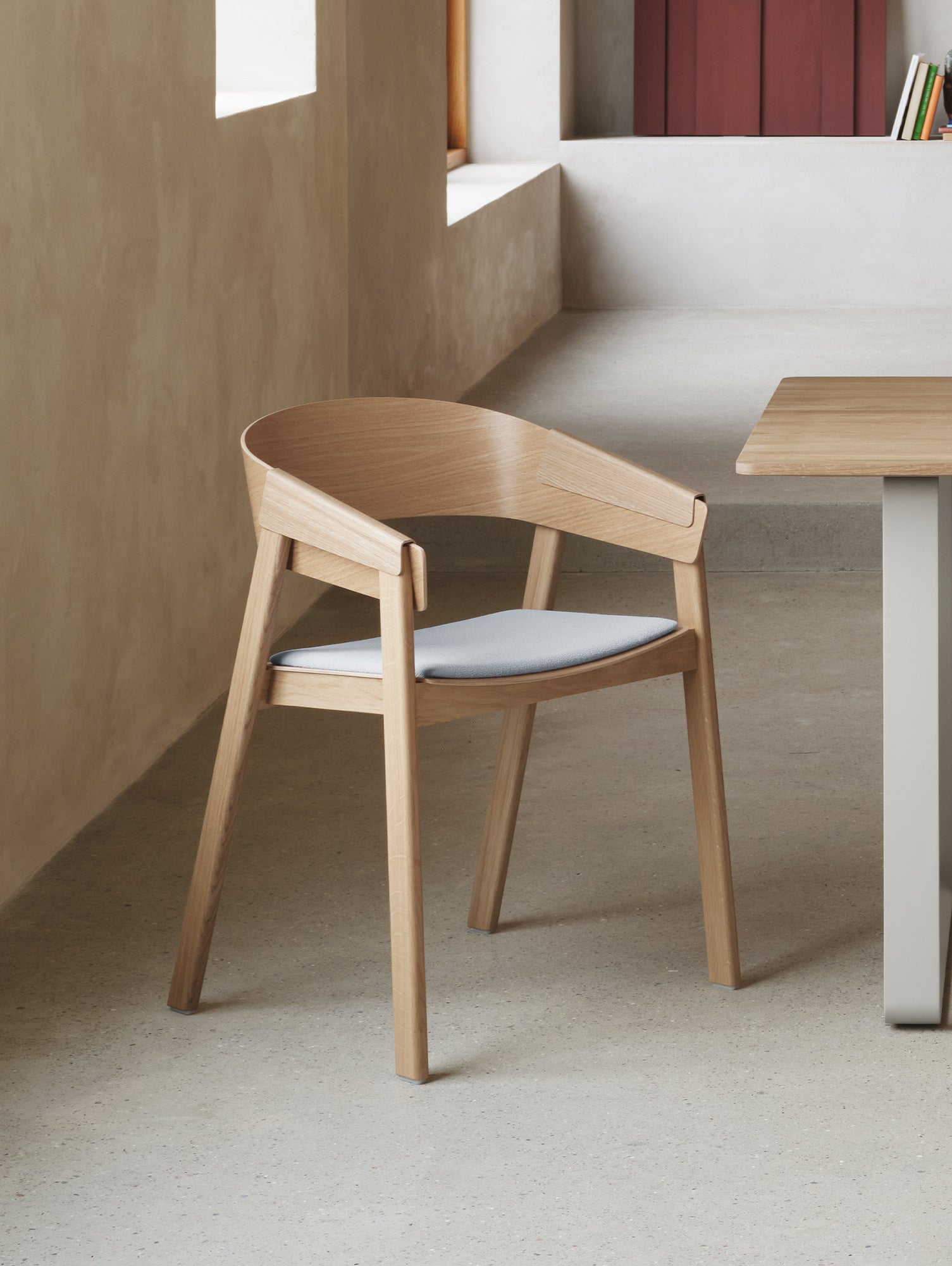 Cover Armchair Upholstered by Muuto - Natural Oak and Vidar 723